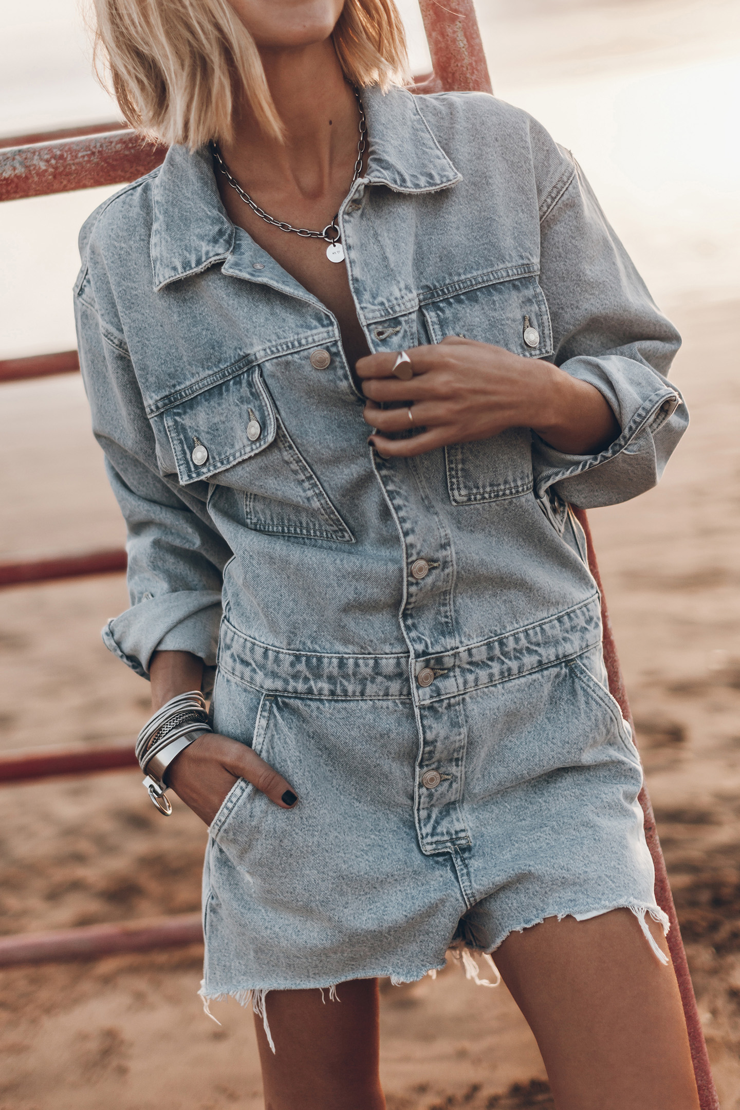 THE BLUE SHORT DENIM JUMPSUIT 3