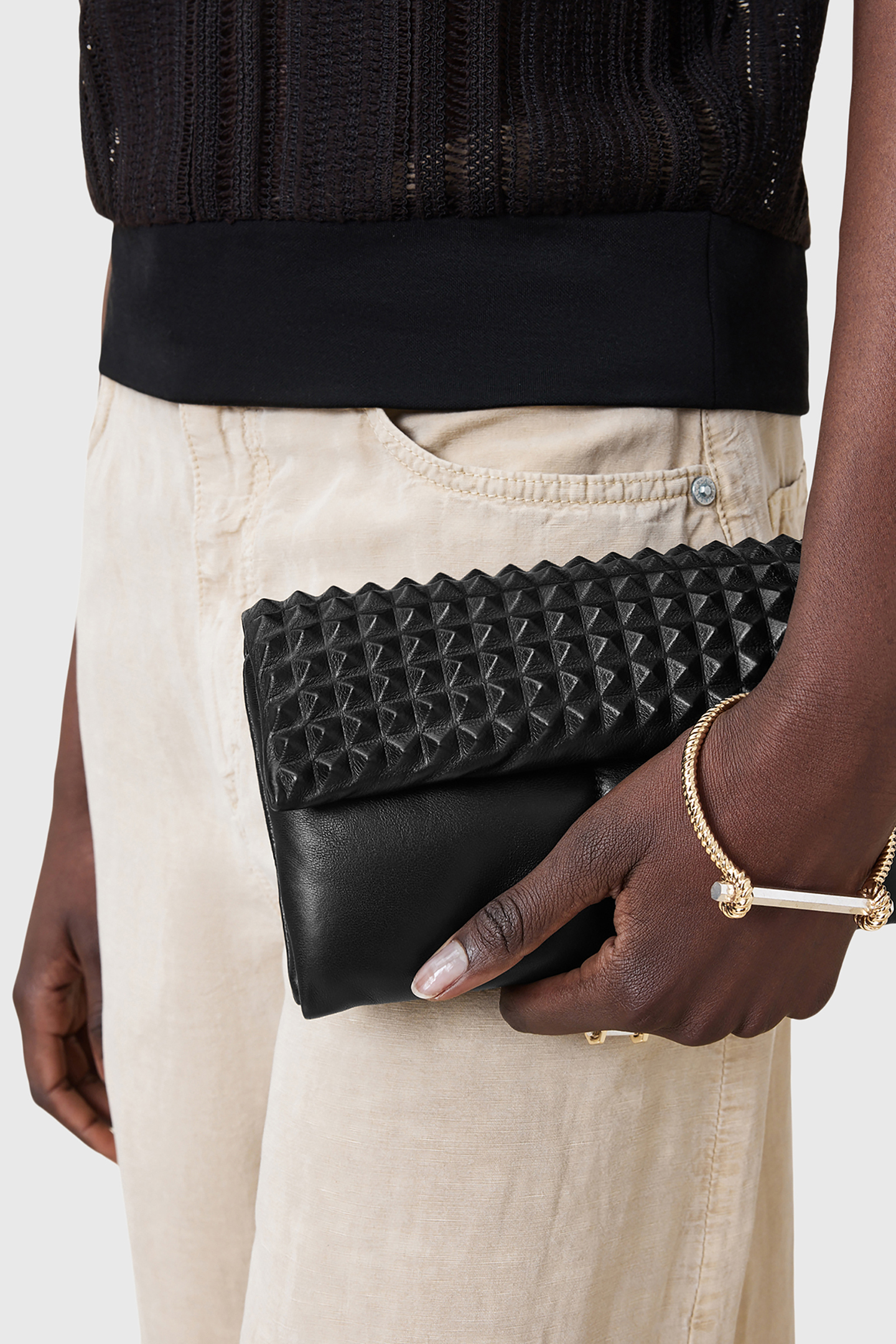 EZRA STUD CROSSBODY BLACK 7