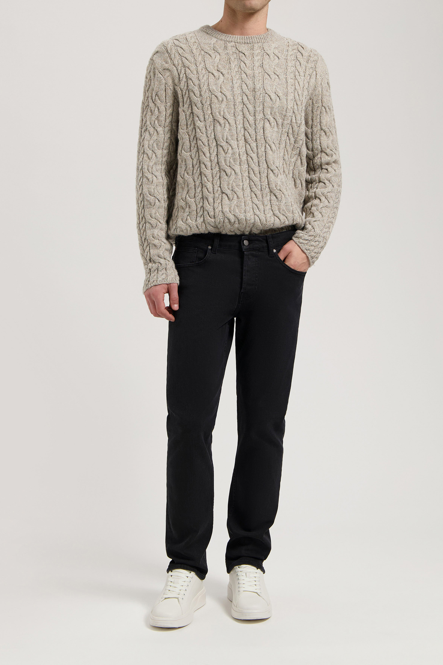 HANK MID TAPERED STONE BLACK 3