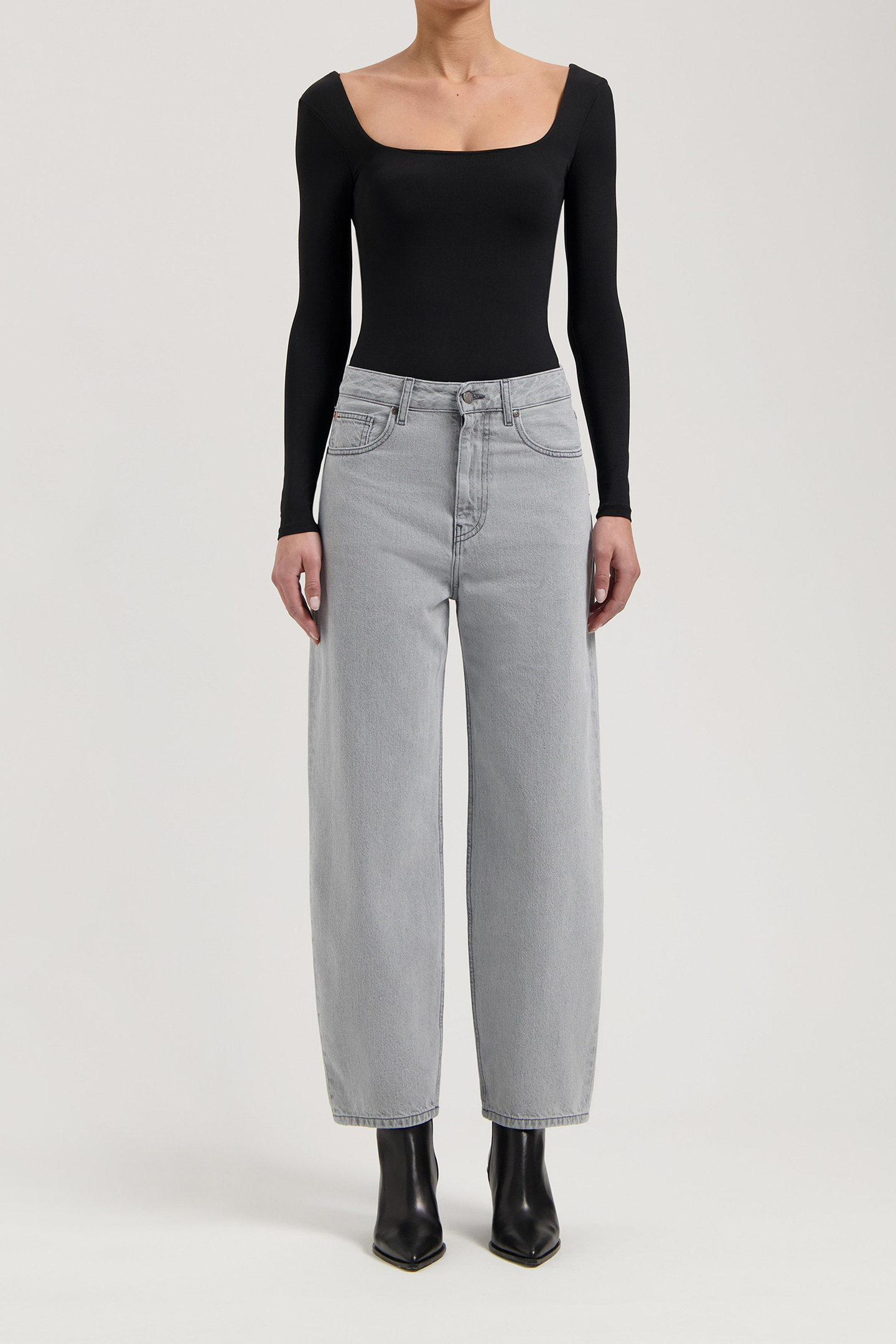 BROOKE HIGH BARREL LIGHT GREY 3