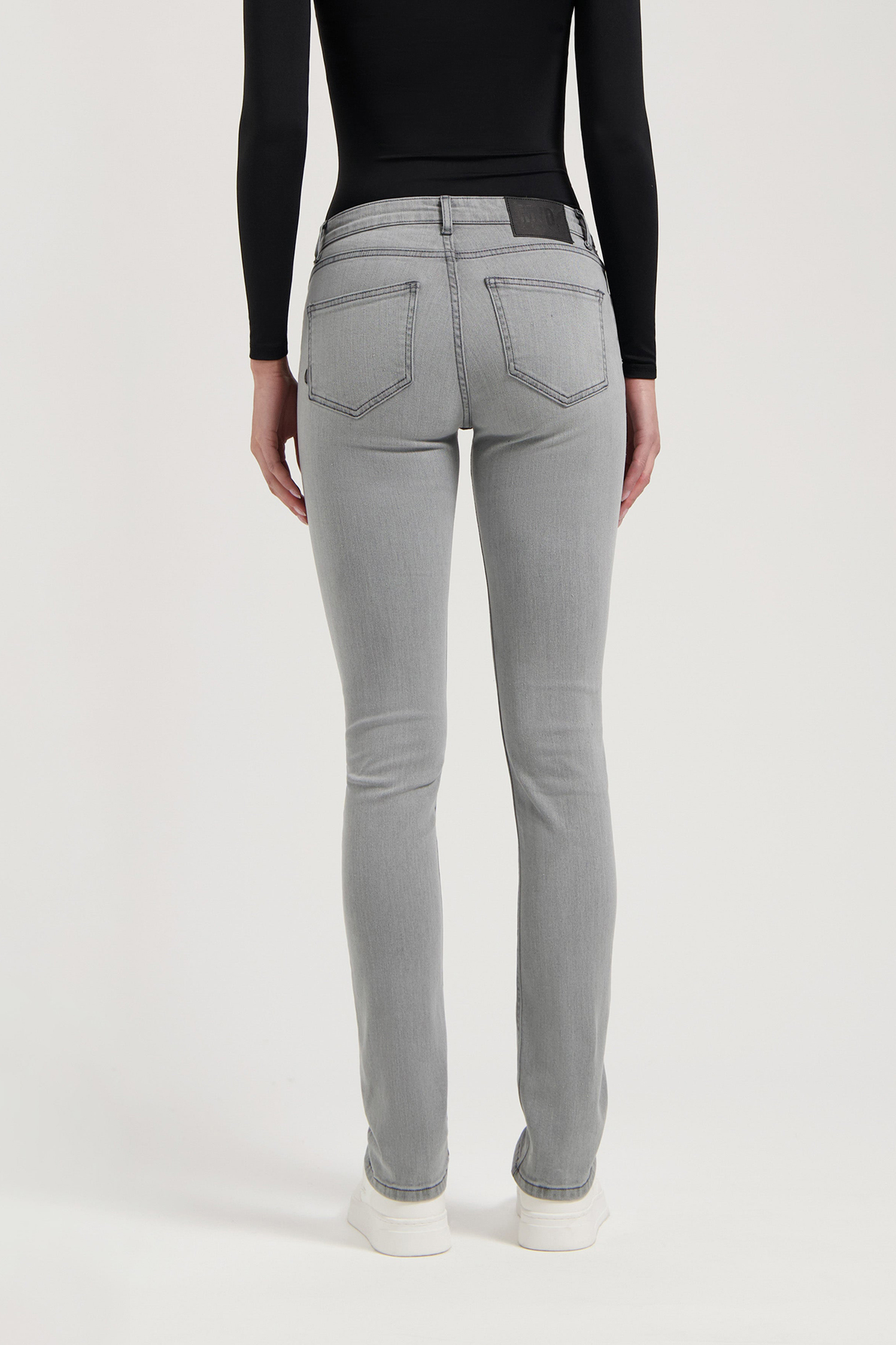 FAYE LOW SLIM LIGHT GREY 2