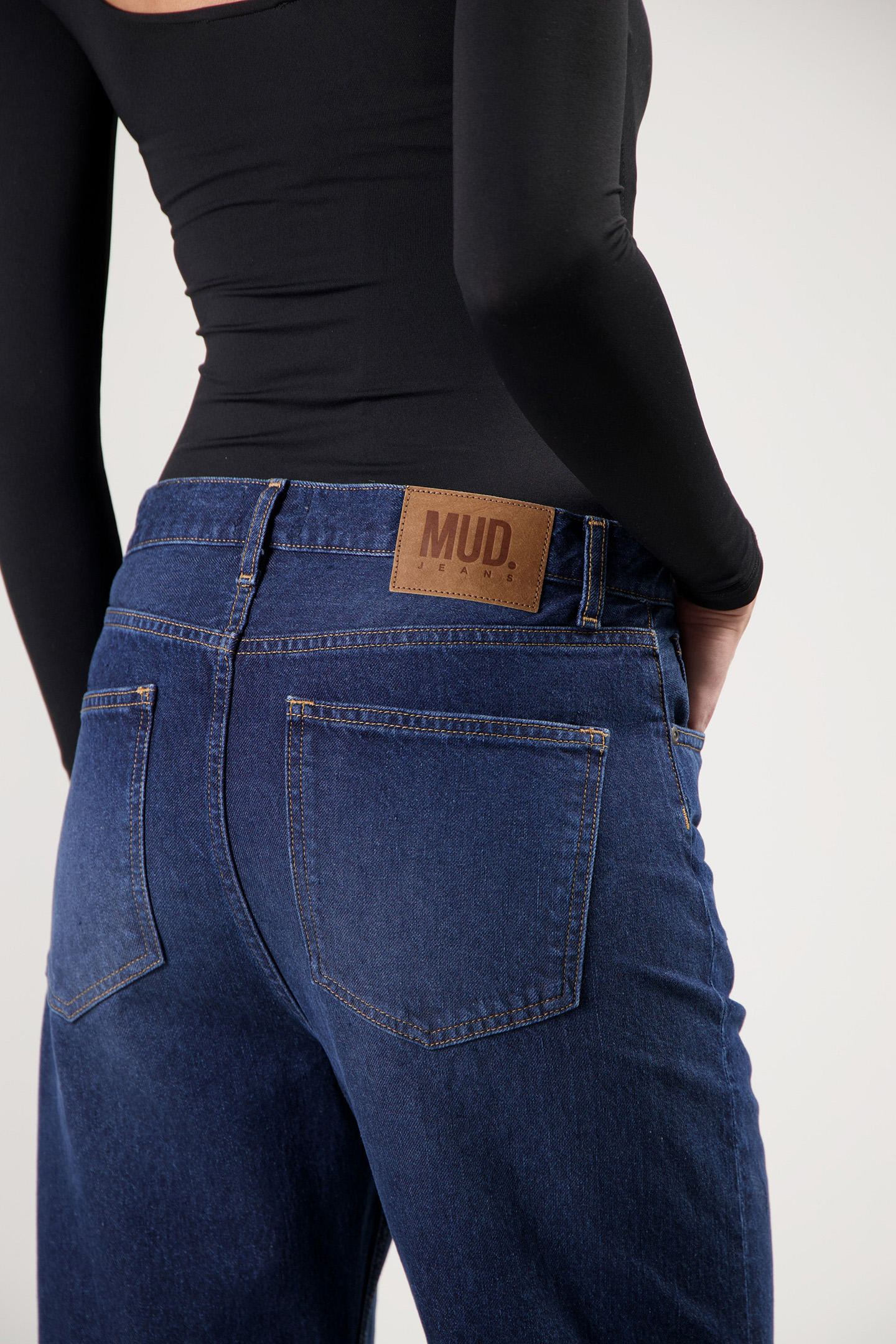 LEXI LOW LOOSE FADED VINTAGE 4