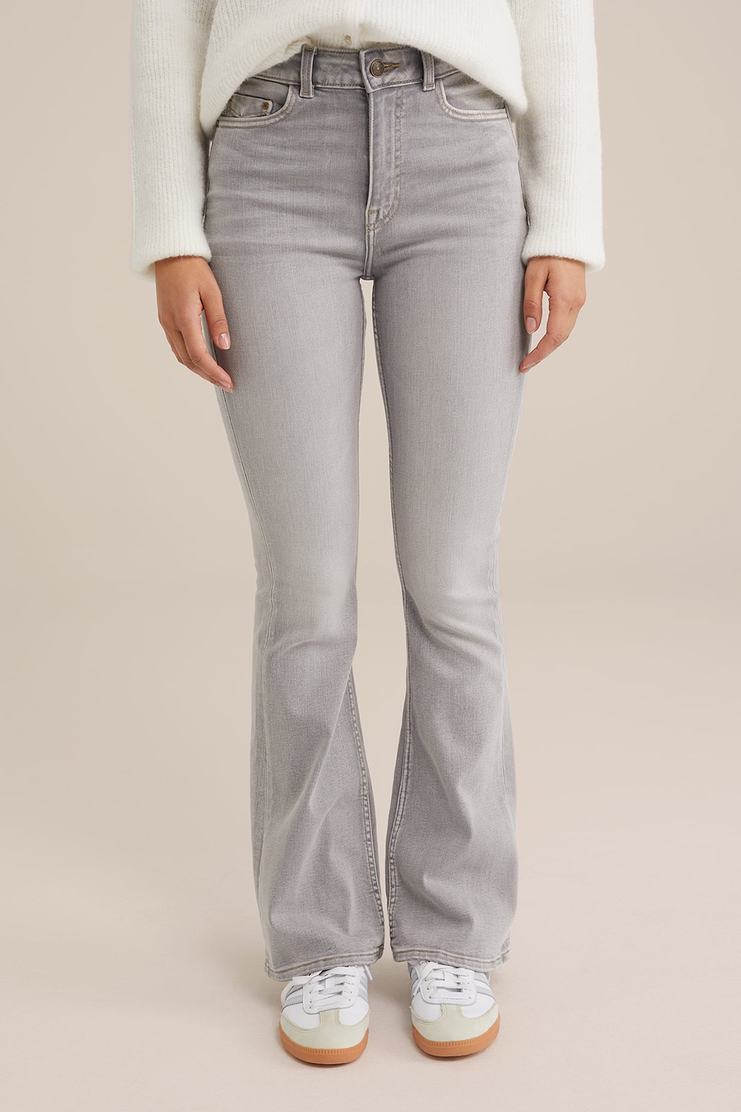 5-POCKET HIGH WAIST LIGHT GREY 1