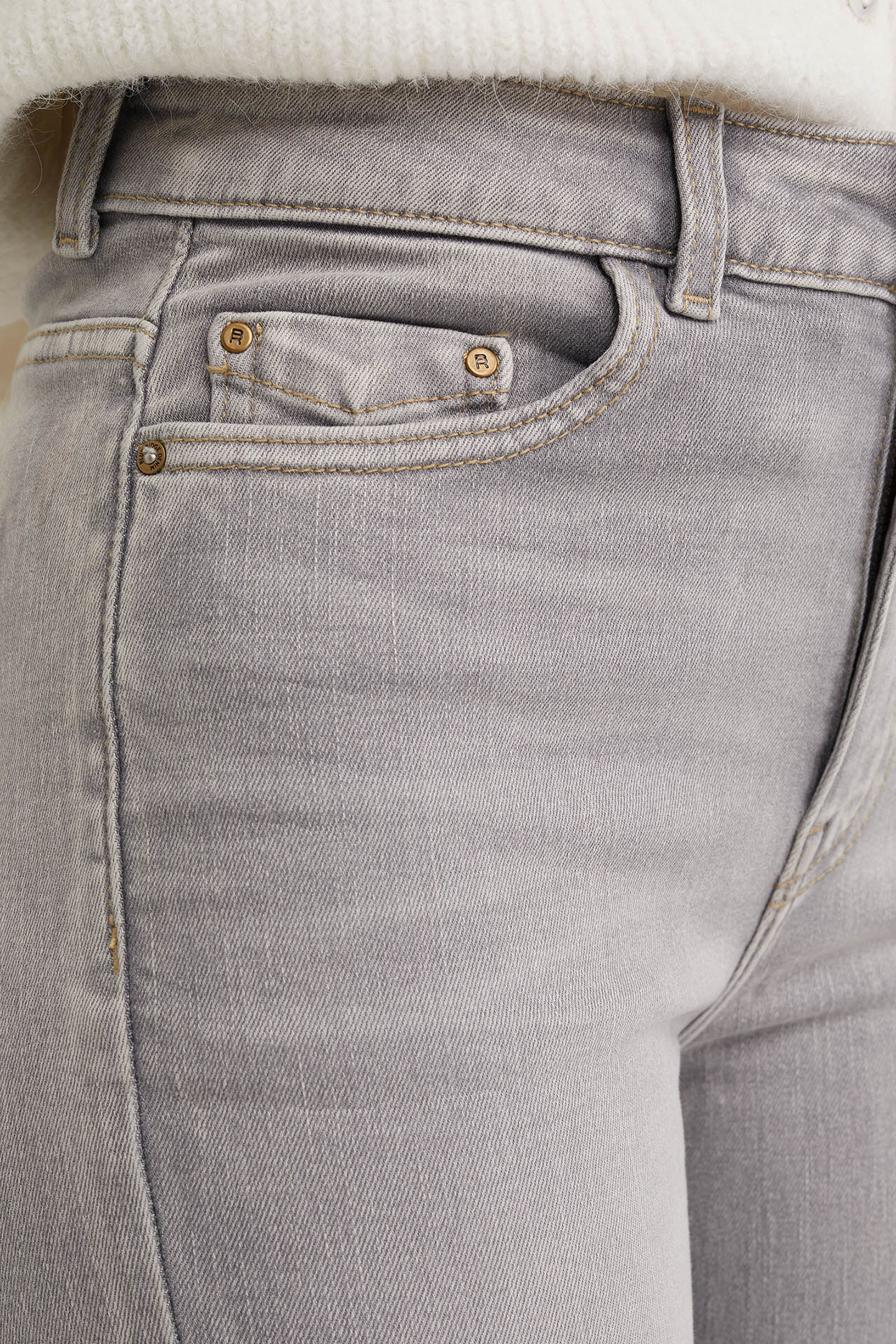 5-POCKET HIGH WAIST LIGHT GREY 5