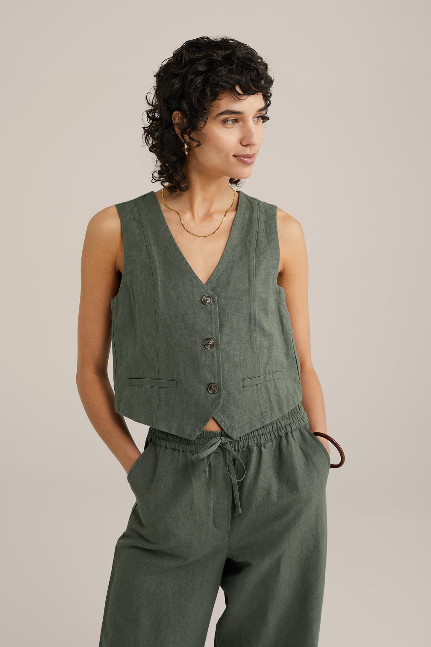 WAISTCOAT DARK GREEN 1