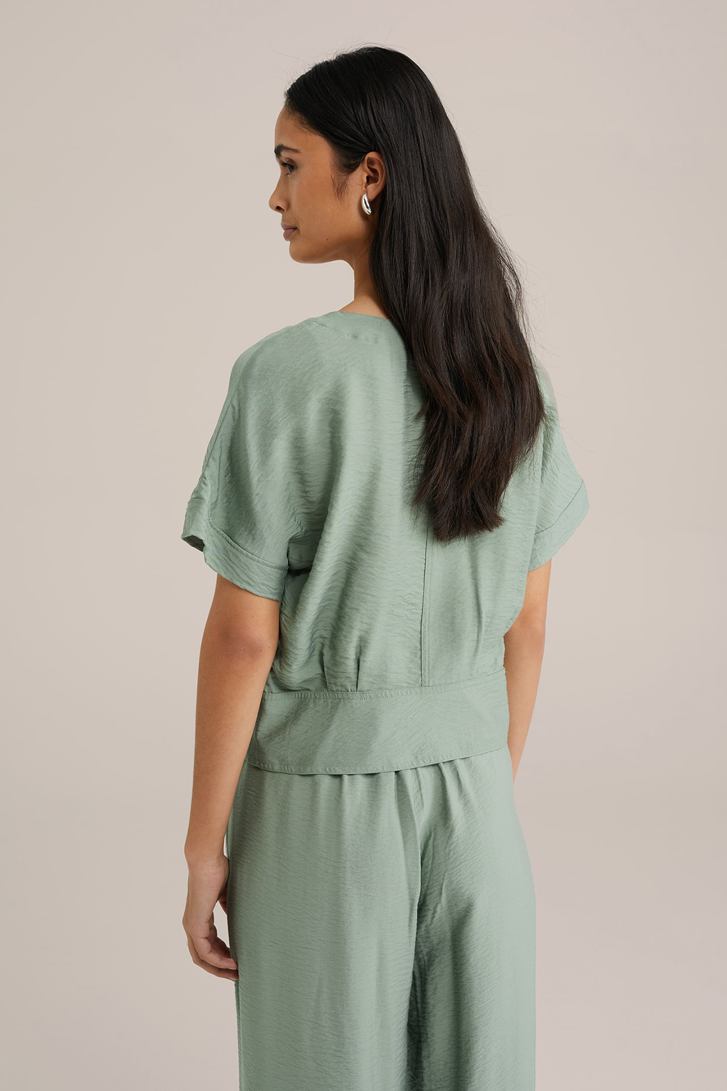 BLOUSE LIGHT GREEN 2