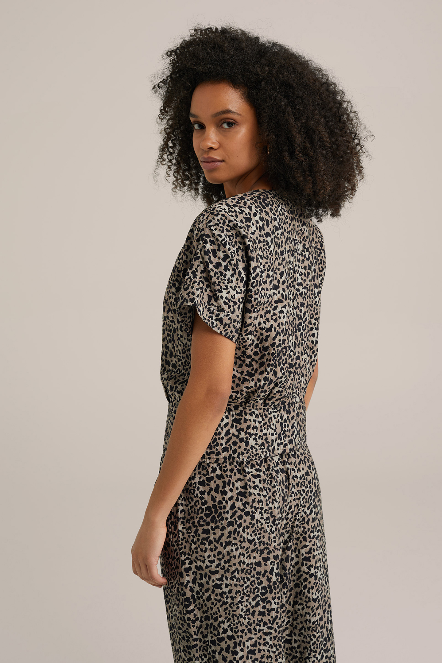 BLOUSE LIGHT BROWN 2