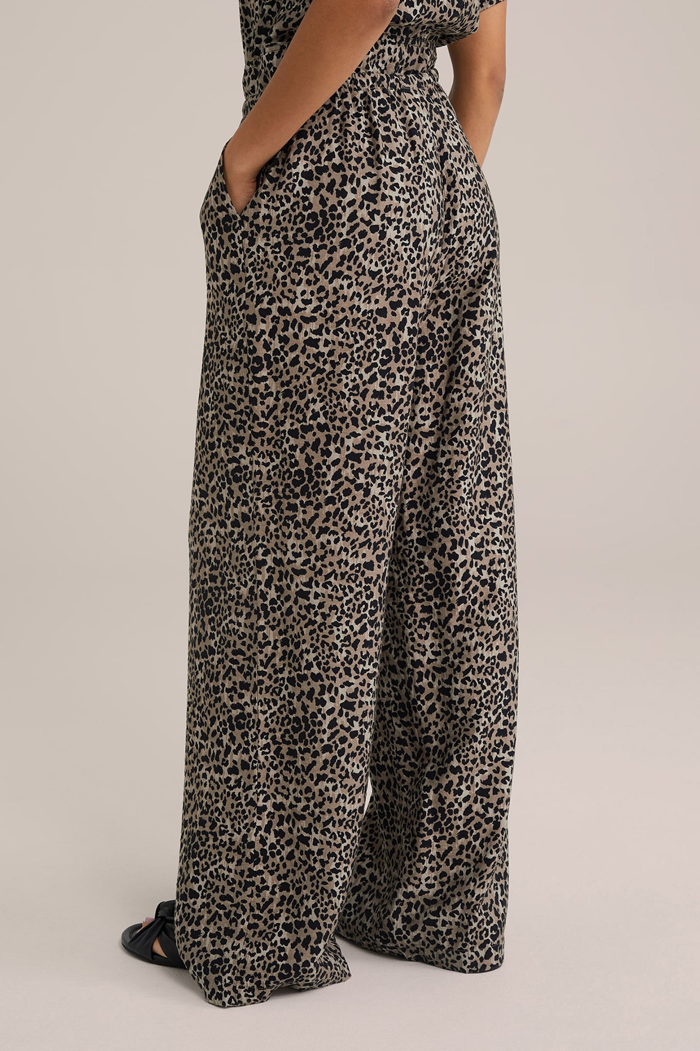 TROUSER LIGHT BROWN 2