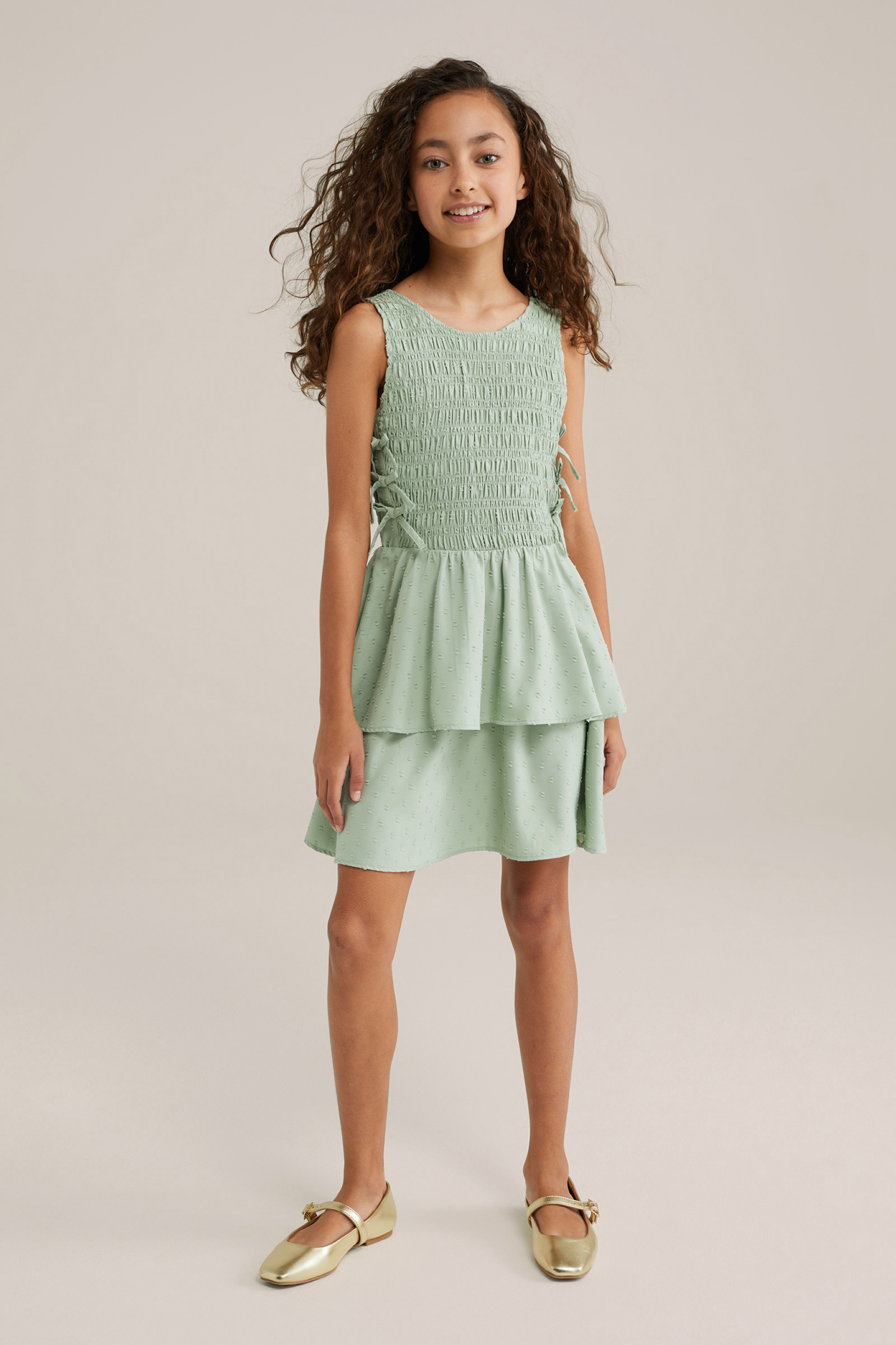 DRESS MID LENGTH LIGHT GREEN 2