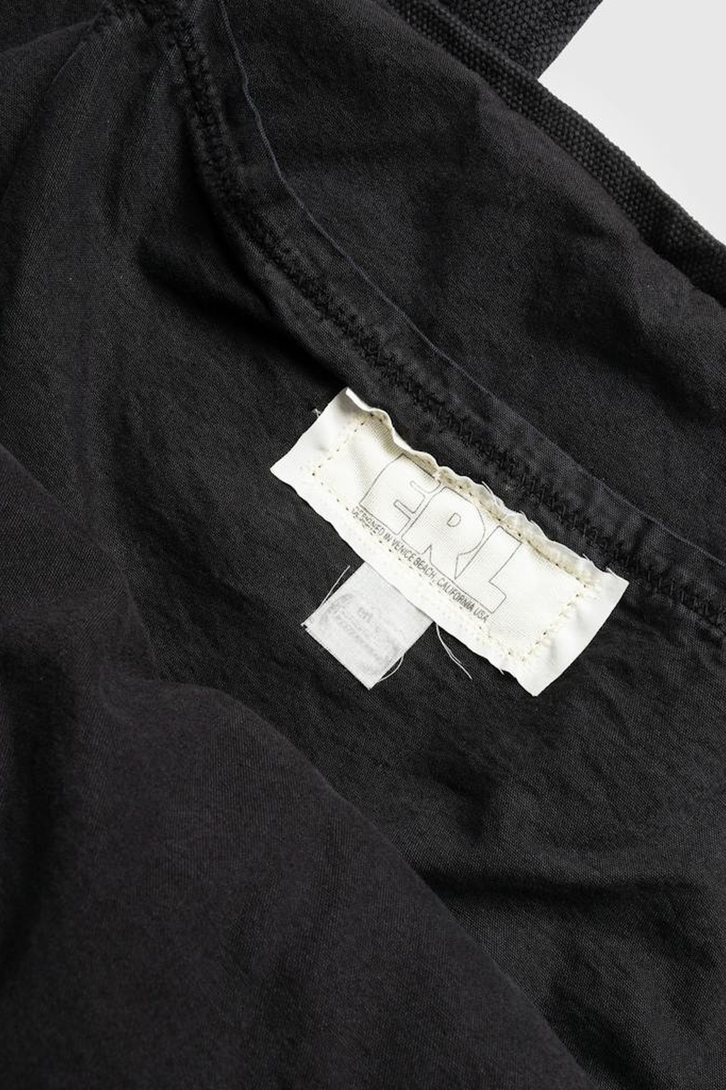 ERL – VENICE TOTE BAG WOVEN BLACK 3