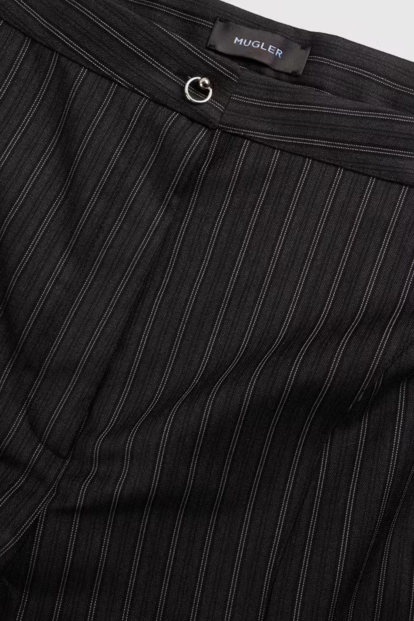 MUGLER – PINSTRIPE PIERCED CAPRI PANTS BLACK 5