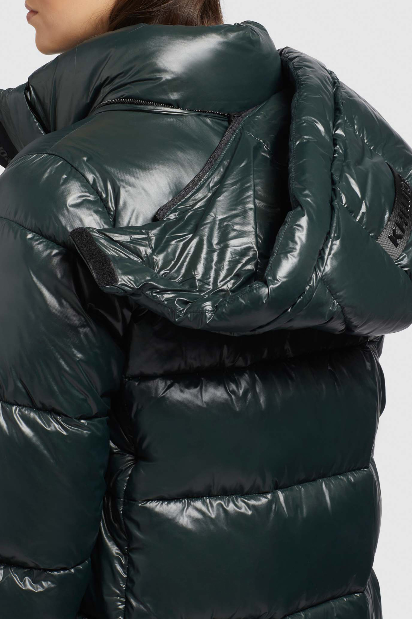 CARDI SHINY HYDRO GREEN 8