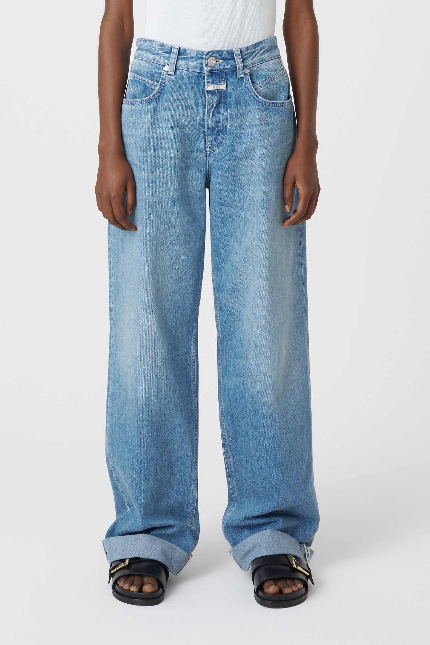 NIKKA JEANS MID BLUE 3