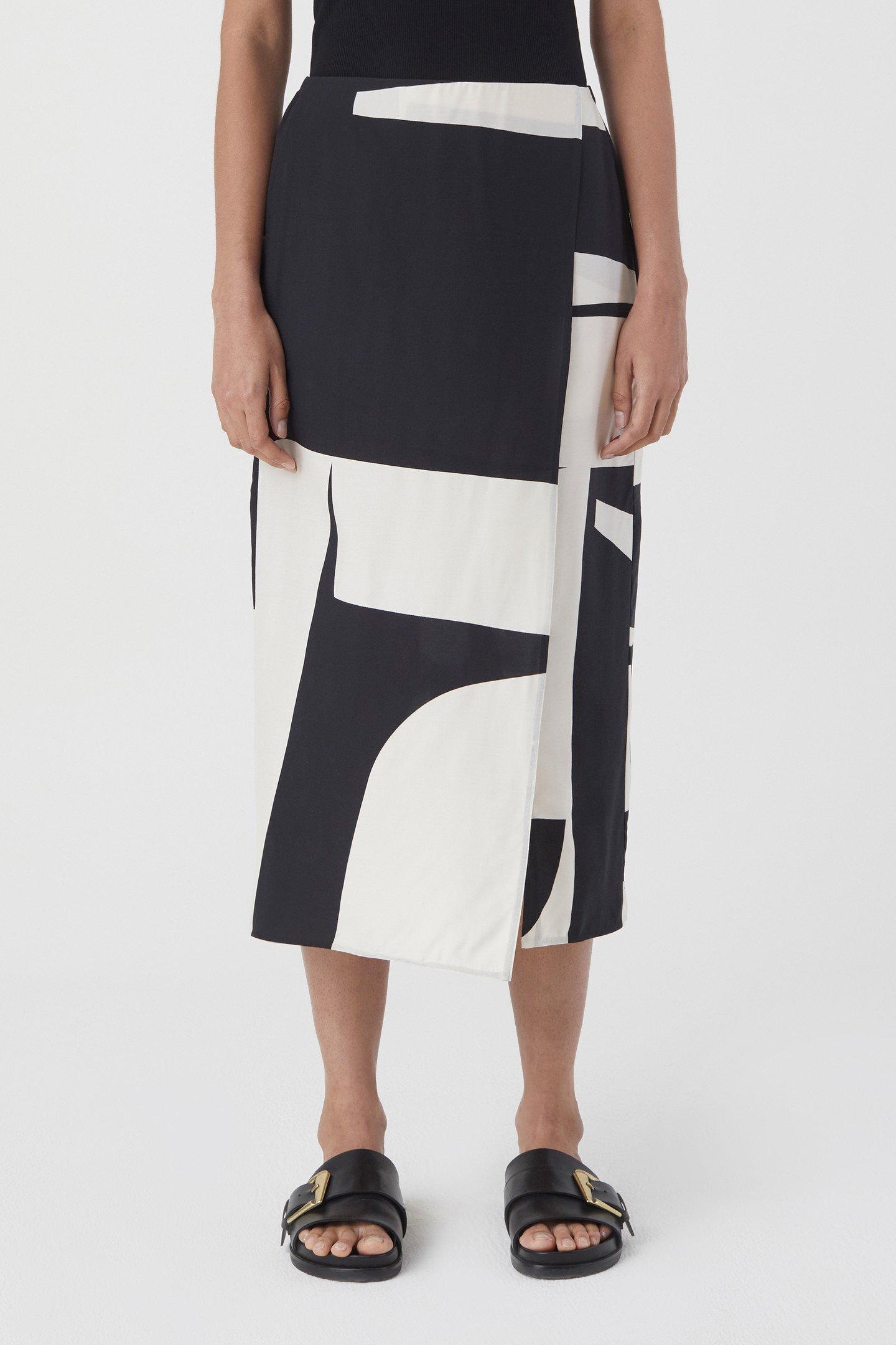 LONG SUIT SKIRT BLACK 2