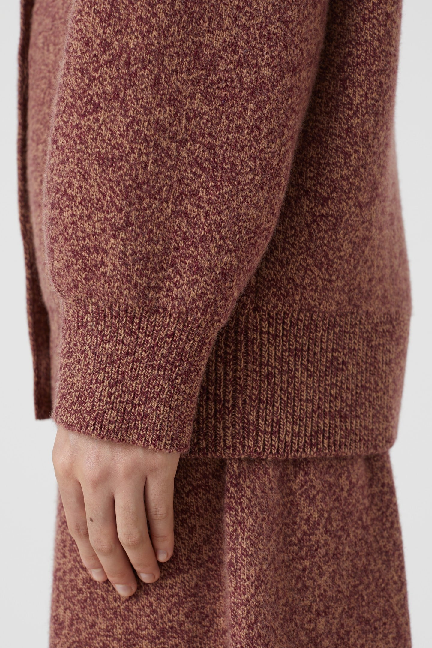 V CARDIGAN LONG SLEEVES KNITS JAM 9