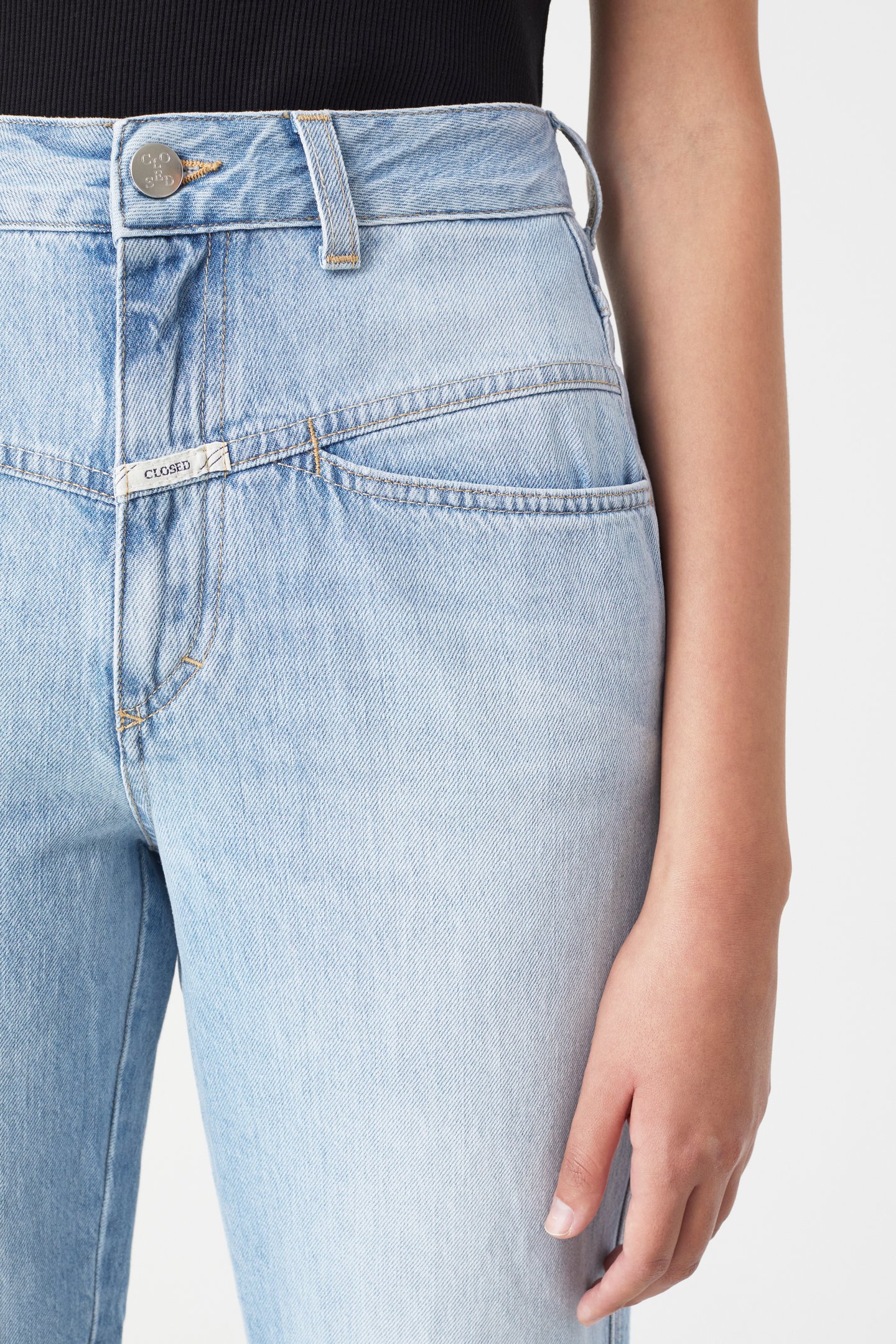 PEDAL PUSHER JEANS LIGHT BLUE 4