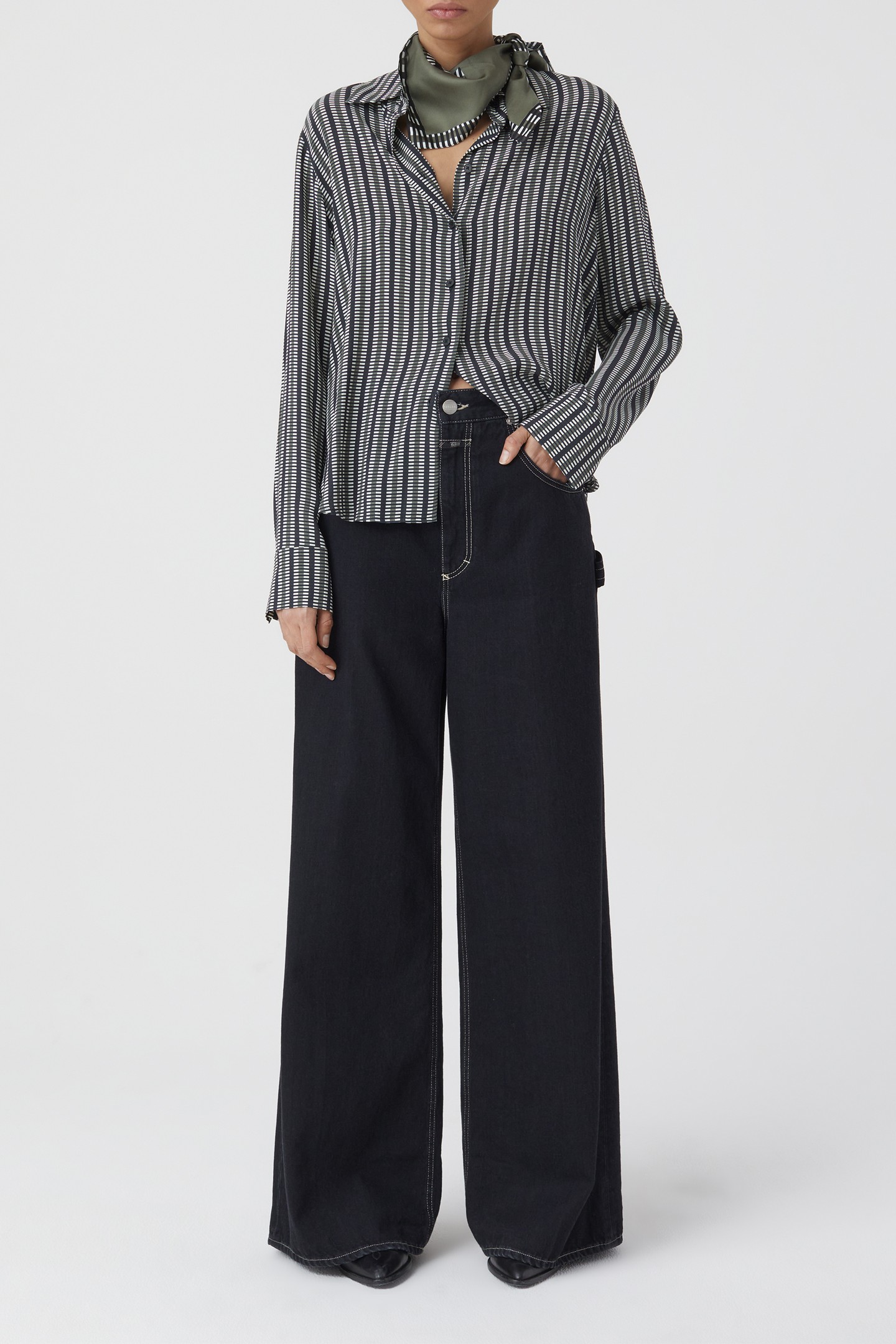 STRAIGHT FITTED SHIRT & BLOUSES INDUSTRIAL GREEN by Closed