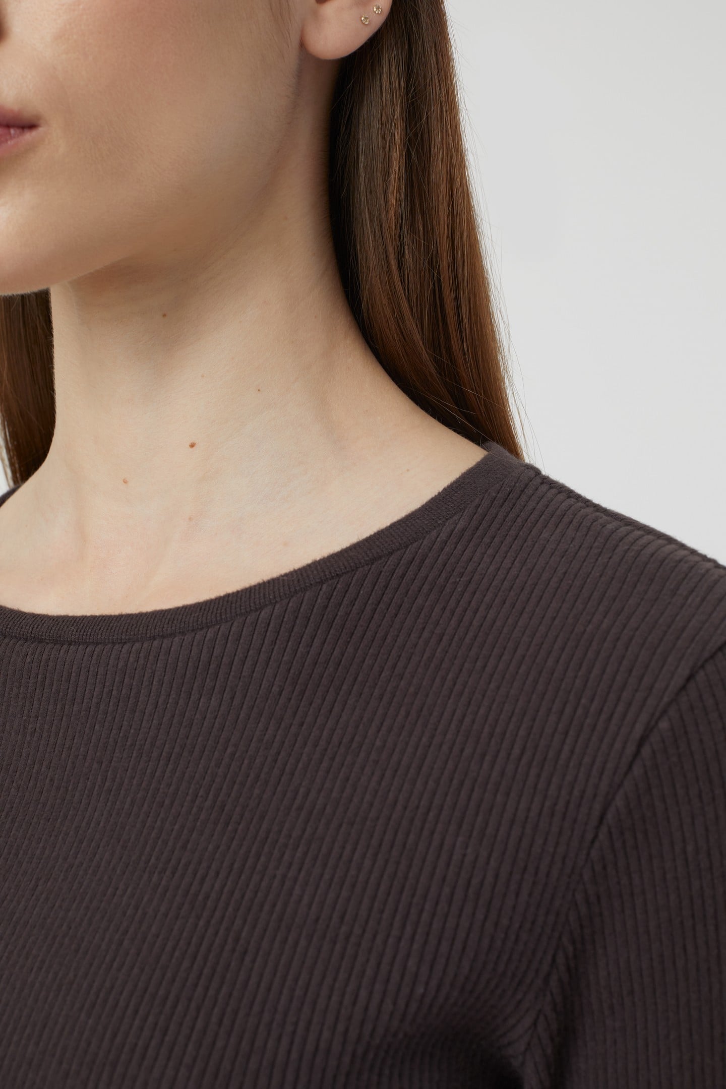 CROPPED LONGSLEEVE T-SHIRTS MOCHA 2