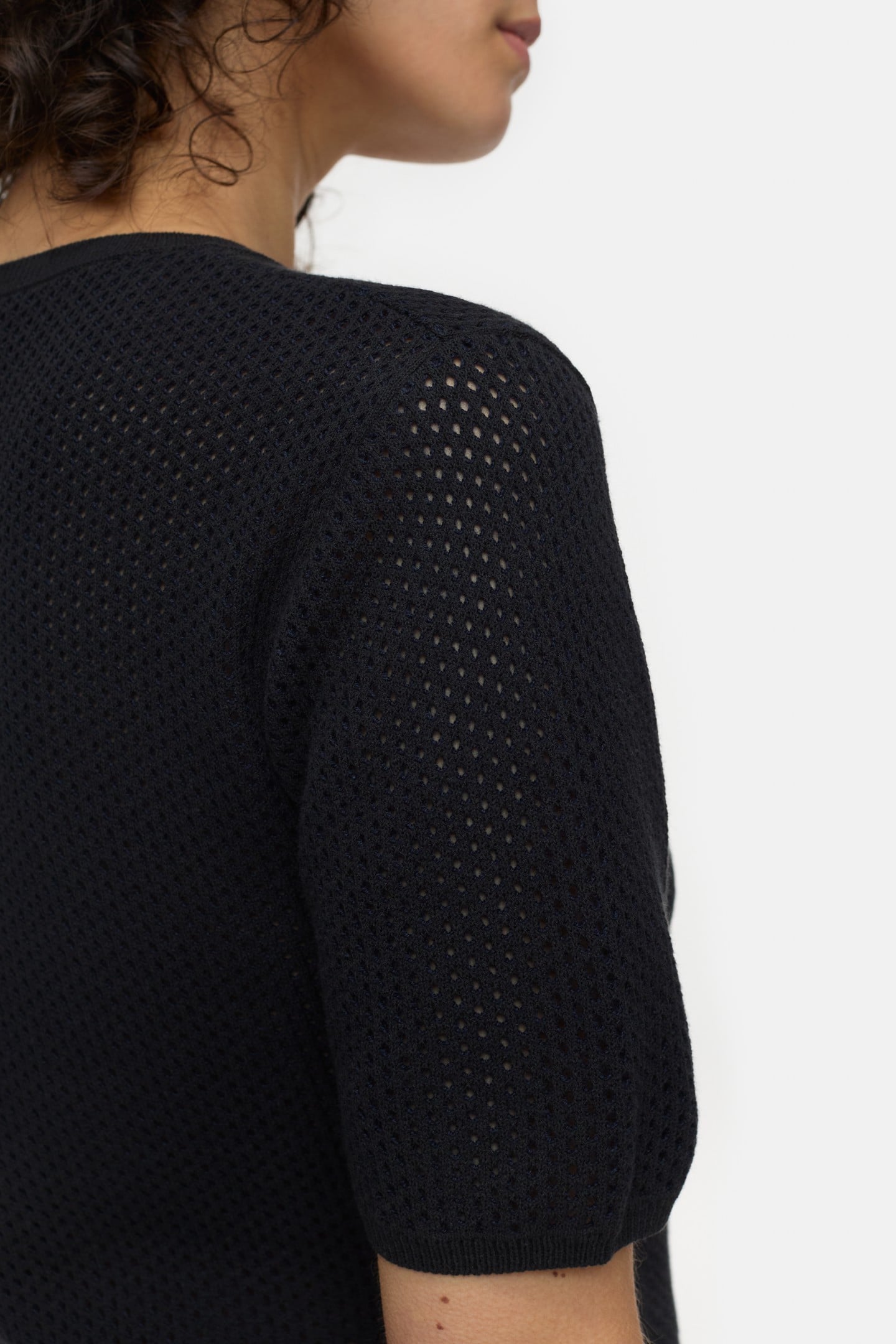 CREW NECK SHORT SLEEVE KNITS BLACK 7