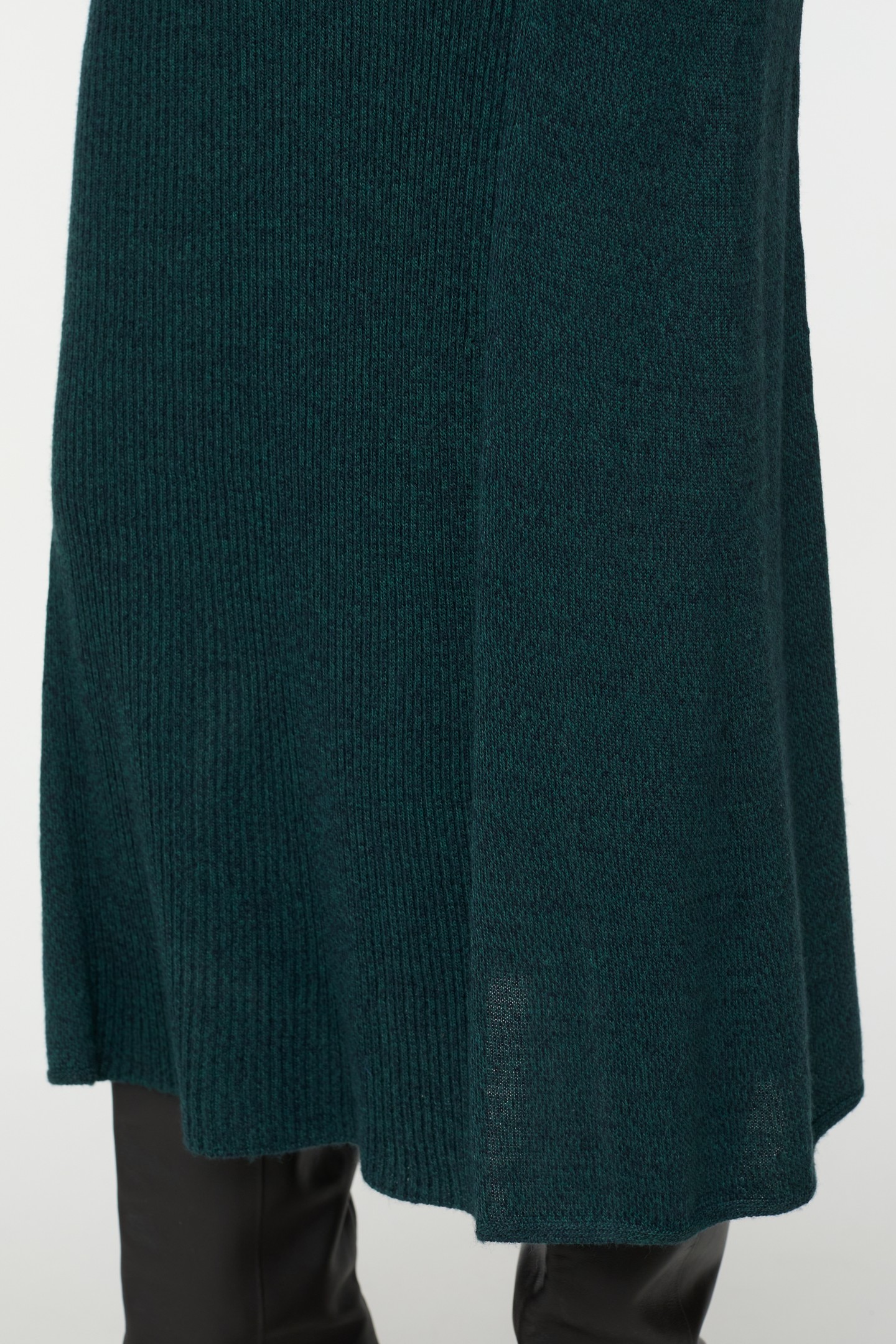 LONG SLEEVE RIB DRESS PINI GREEN 2