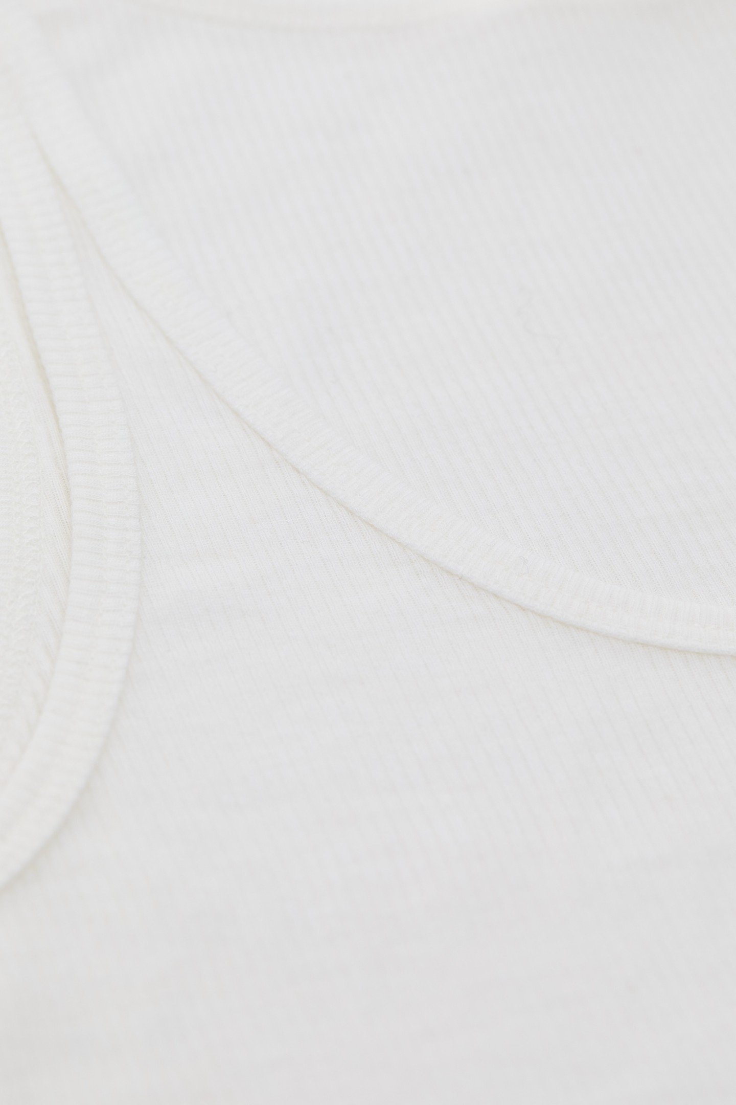 STRAP TOP T-SHIRTS WHITE 9