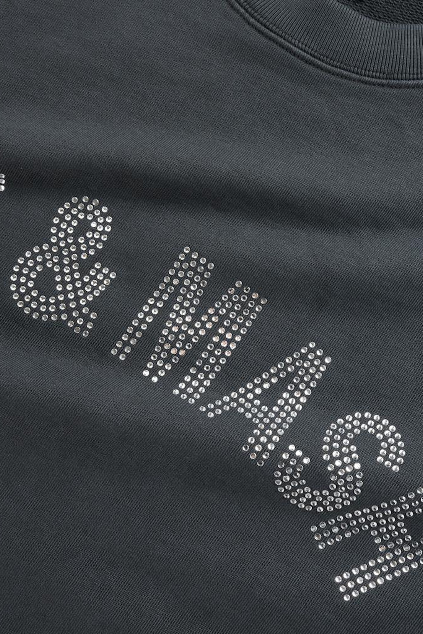 HIGHSNOBIETY – PIE & MASH CREWNECK 4