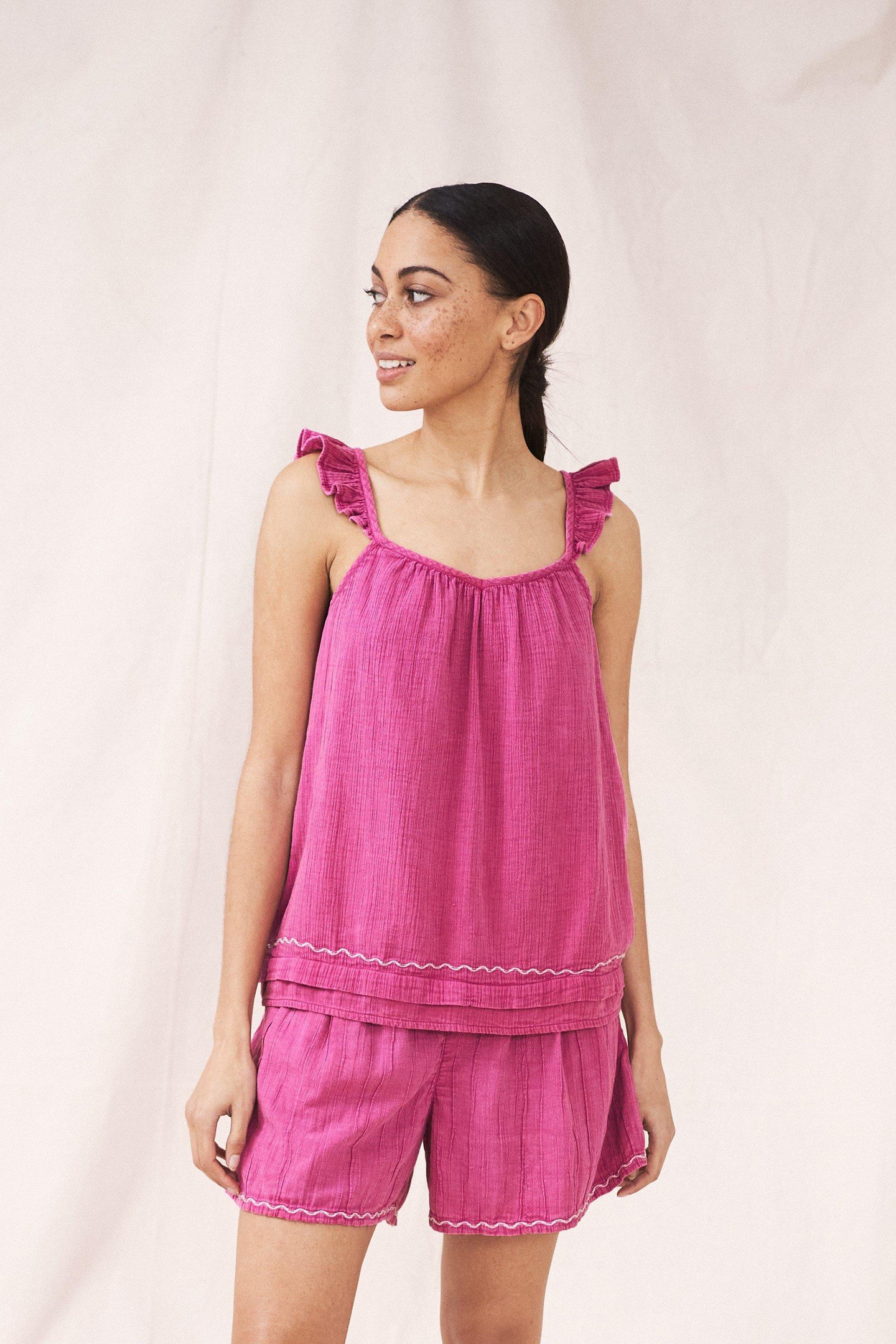 MIA CAMI TOP MID PINK 1