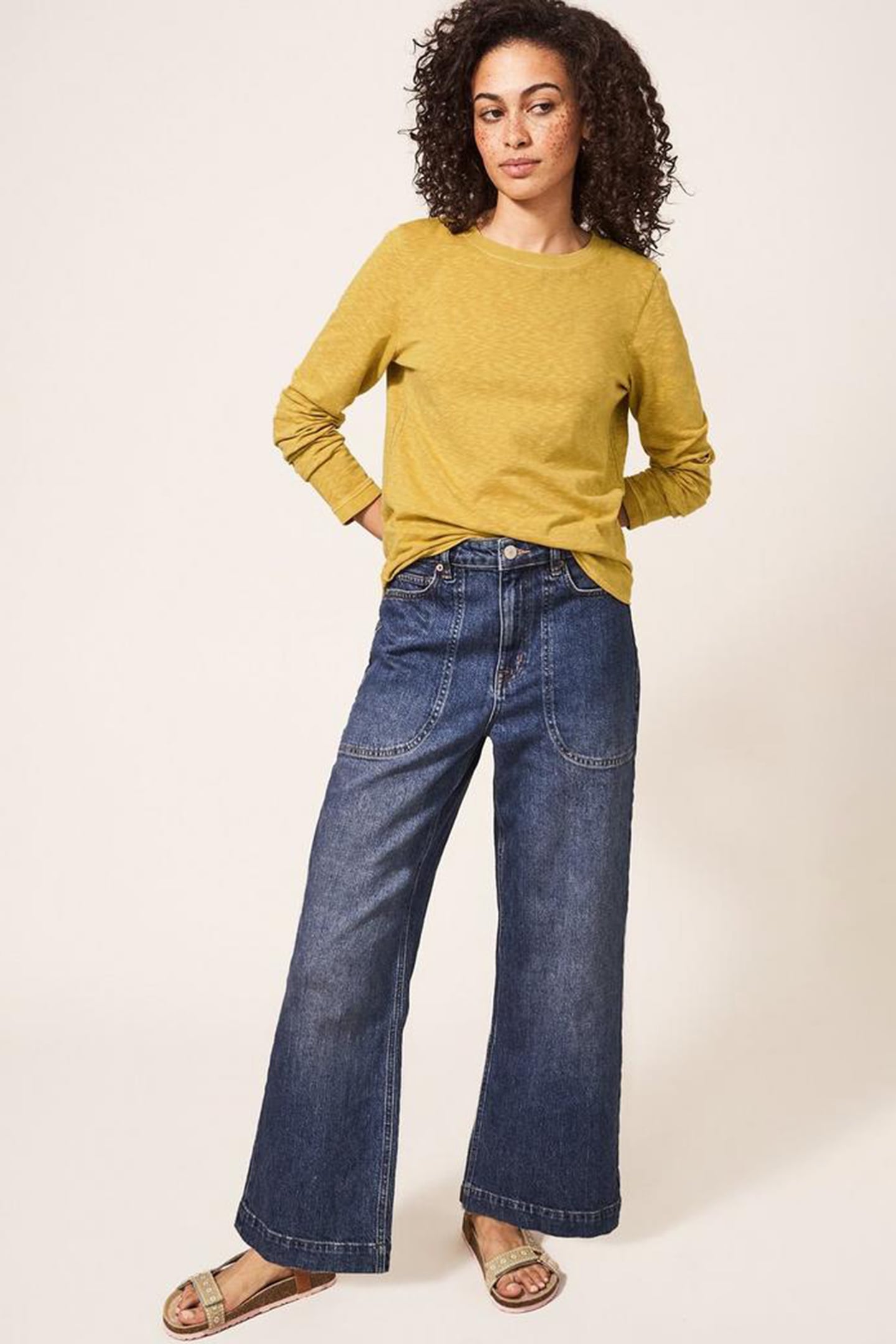 CAIE CREW TEE PALE IVORY 4