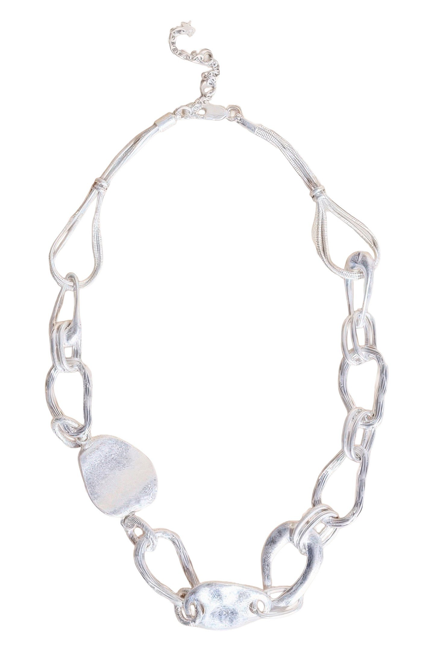 LARGE LINK HAMMERED NECKLACE SILVER TONE METALLIC 1