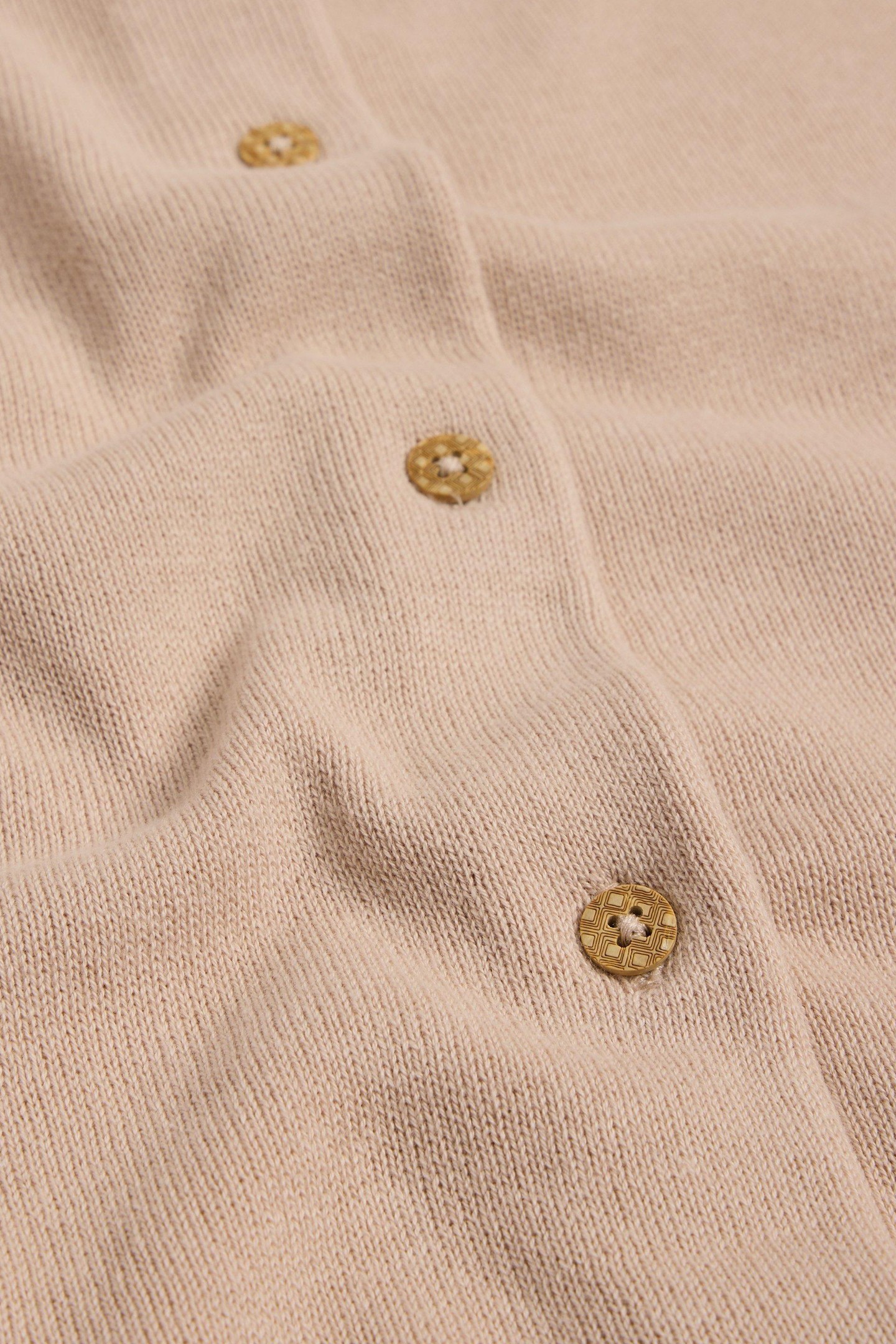 MILLIE CARDI DARK NATURAL 2