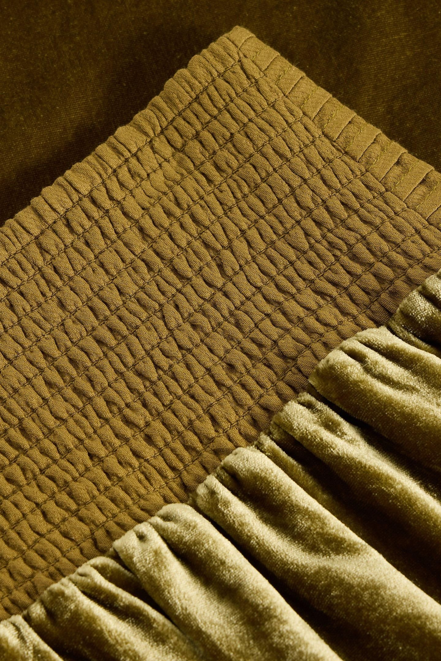 MAEVA VELVET SKIRT KHAKI GREEN 2