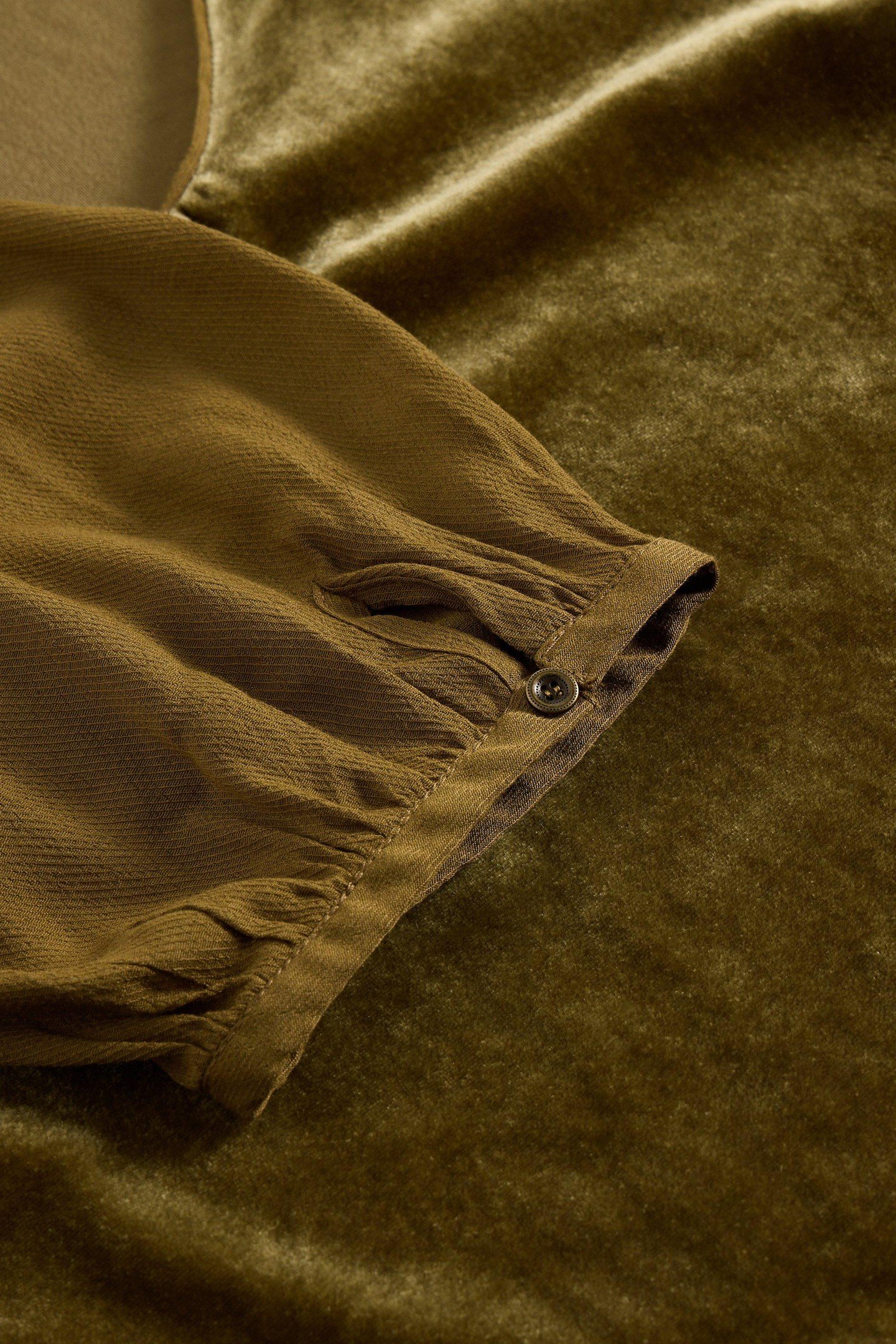 CLEO VELVET MIX TOP KHAKI GREEN 3