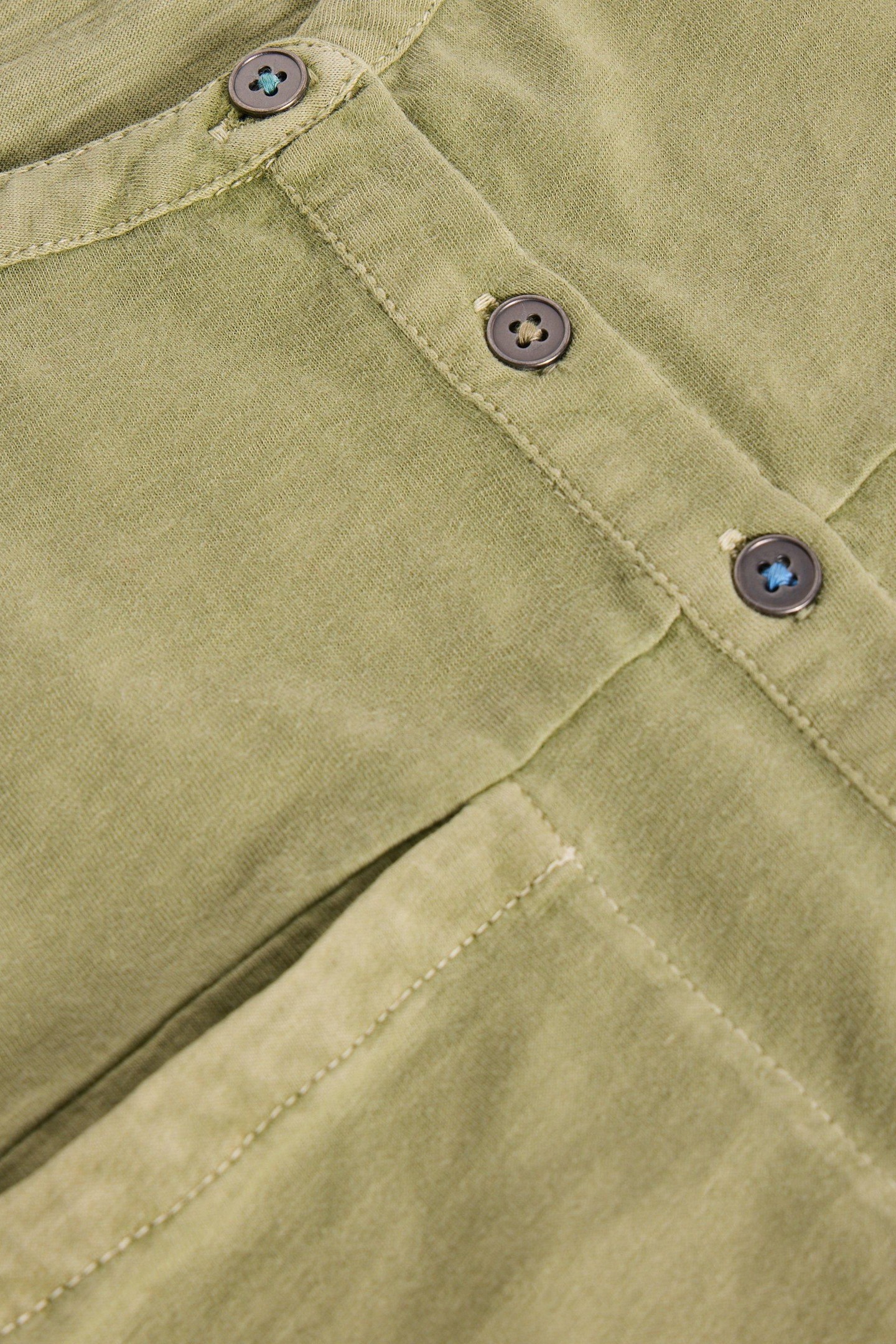 BETH SHIRT DUSTY GREEN 4