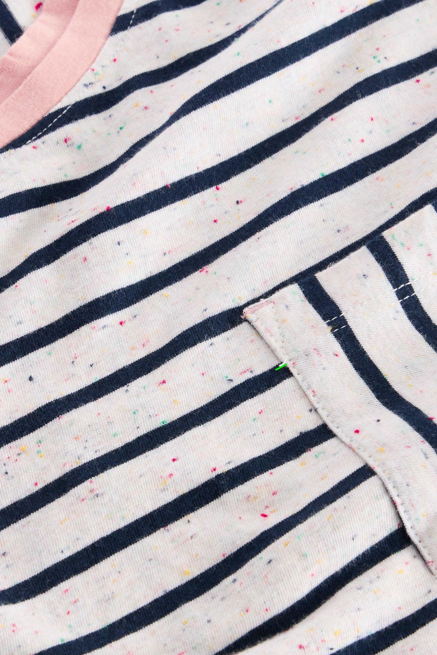 DANI TEE NAVY MULTI 4