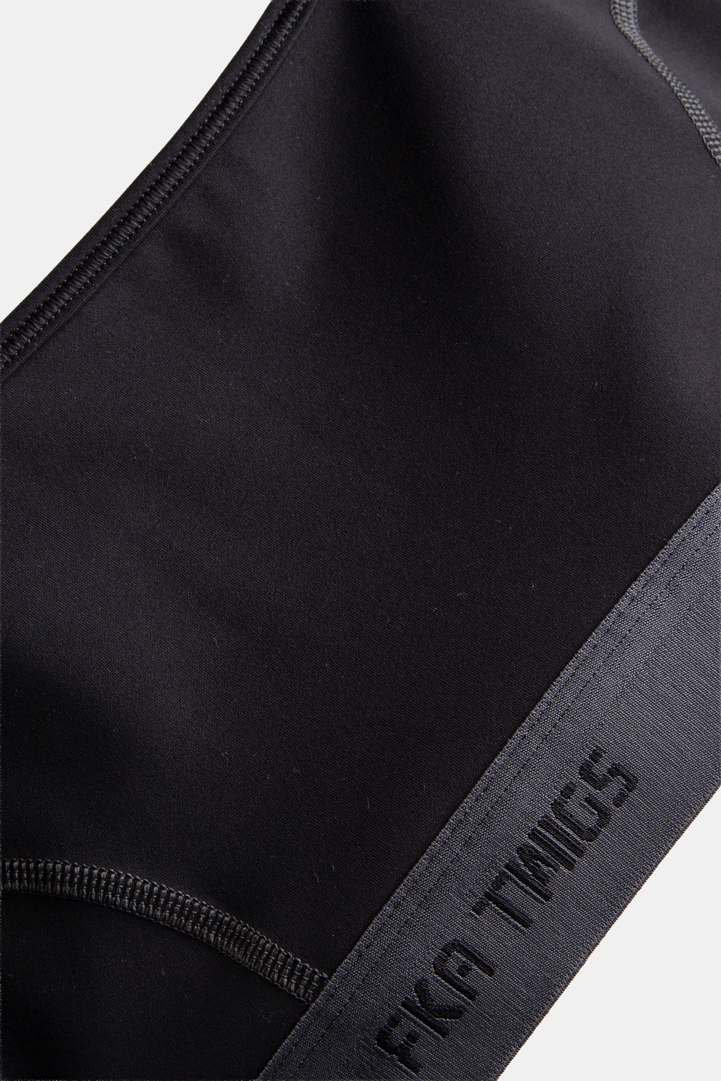 FKA X ON – STUDIO BRA FKA BLACK 4