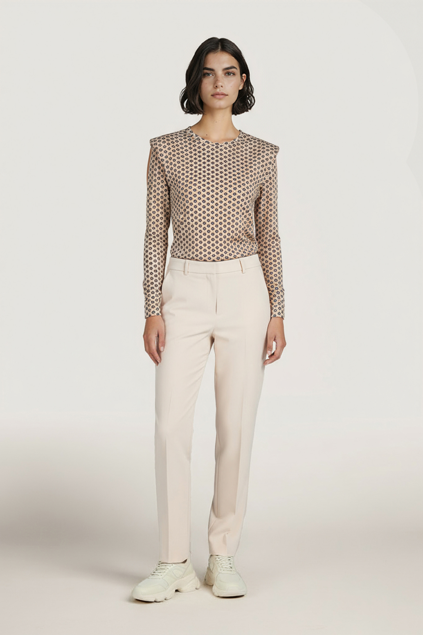 TOP FANCY SHLDR GRAPHIC ROOTS SJ PRINT 1