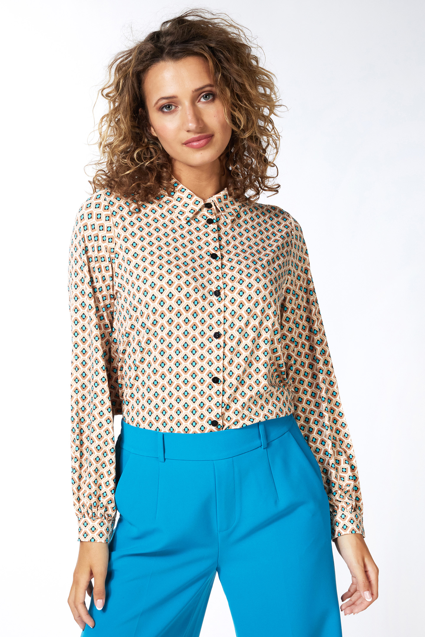 BLOUSE GRAPHIC ROOTS SJ PRINT 4