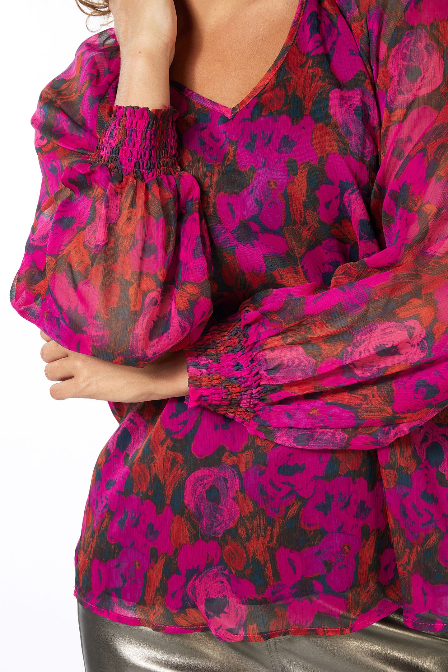 BLOUSE SMOCKED CUFF FLORAL WILDING PRINT 7