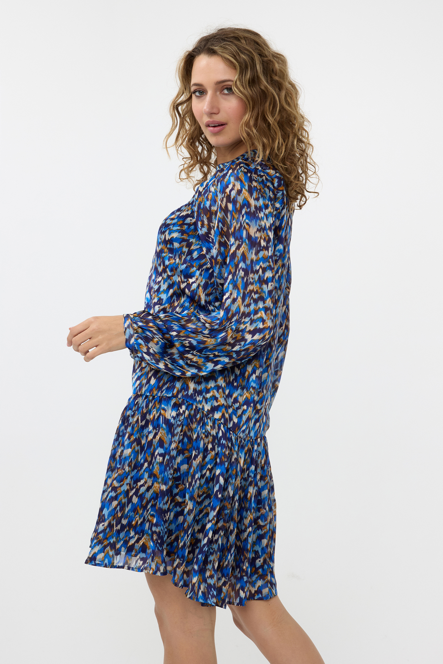 DRESS TAPES MYSTERY ESTATE PRINT 3