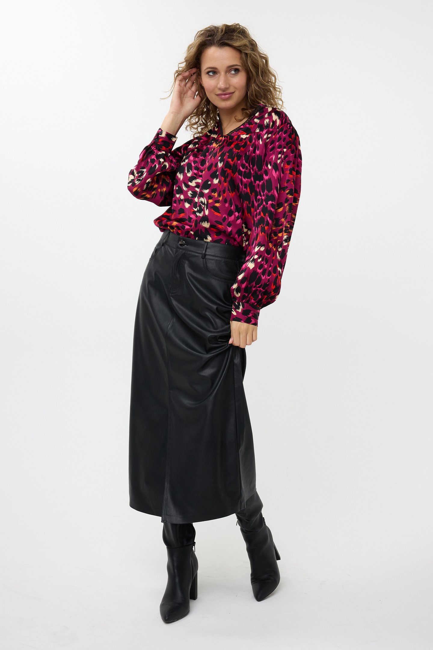 SKIRT LONG SPLIT VEGAN LEATHER BLACK 2