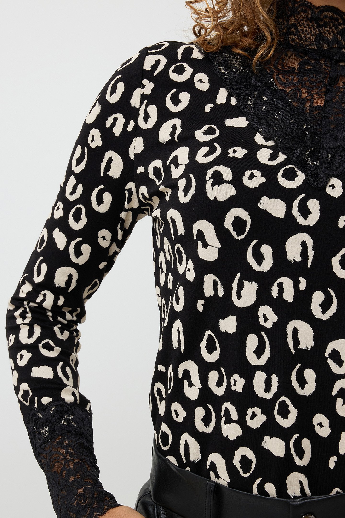 TOP LACE WILDERNESS PRINT 6