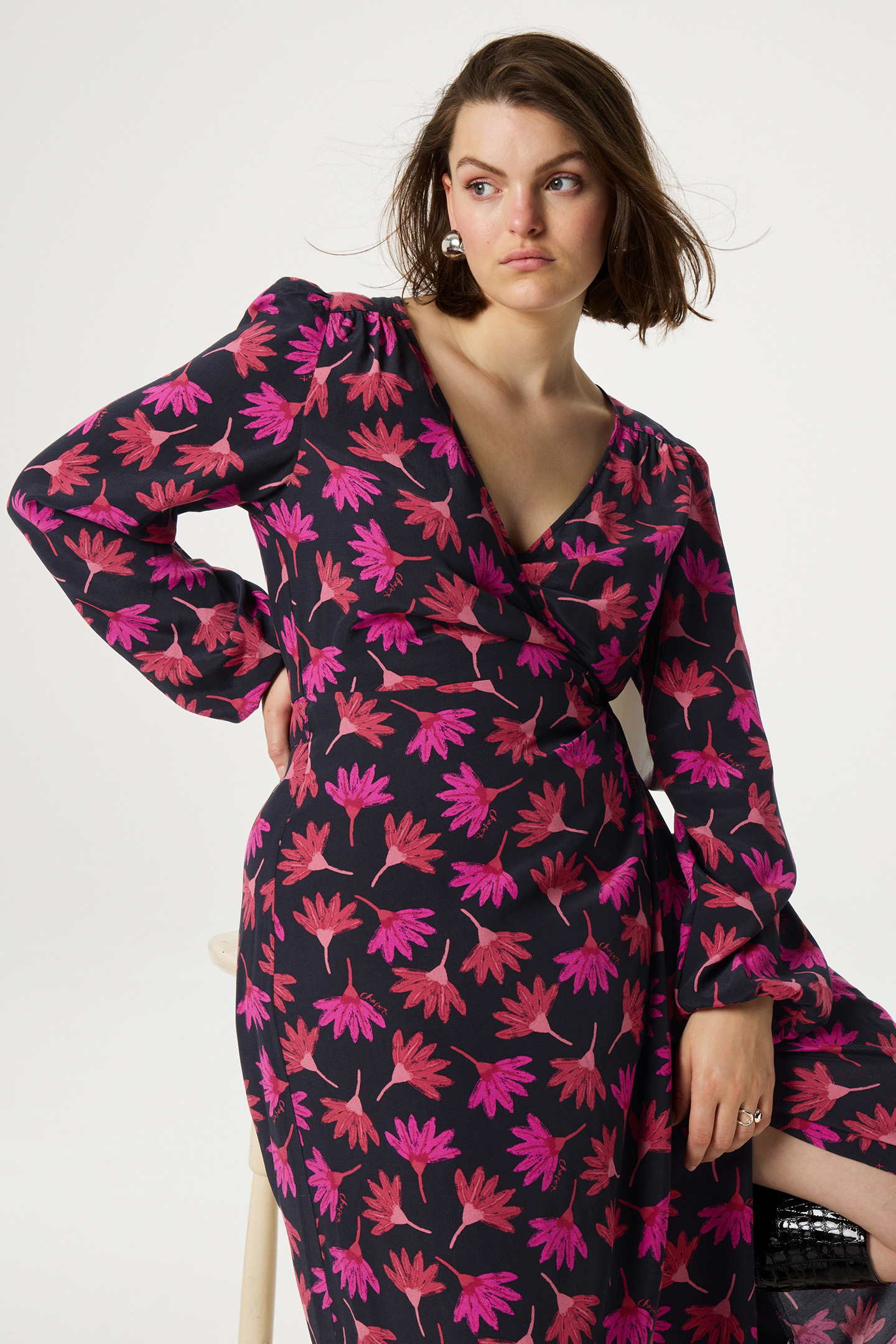 NIA DRESS BLACK/CERISE RED 4