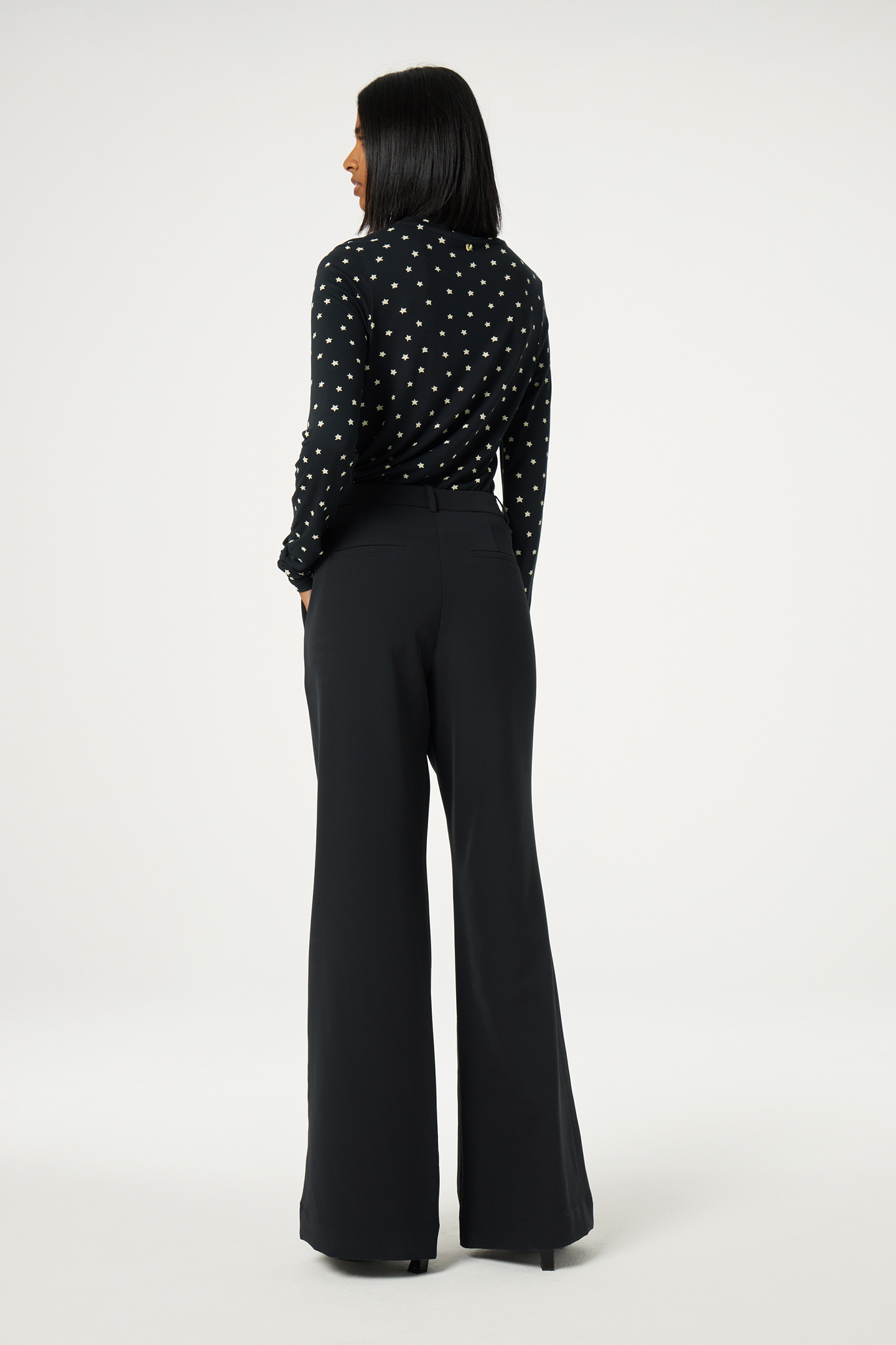 JADE TOP BLACK/WARM WHITE 3