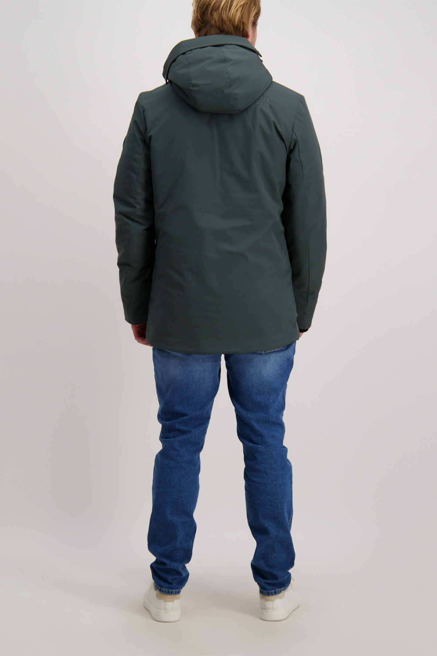 HARWICK POLYESTER BOTTLE 2