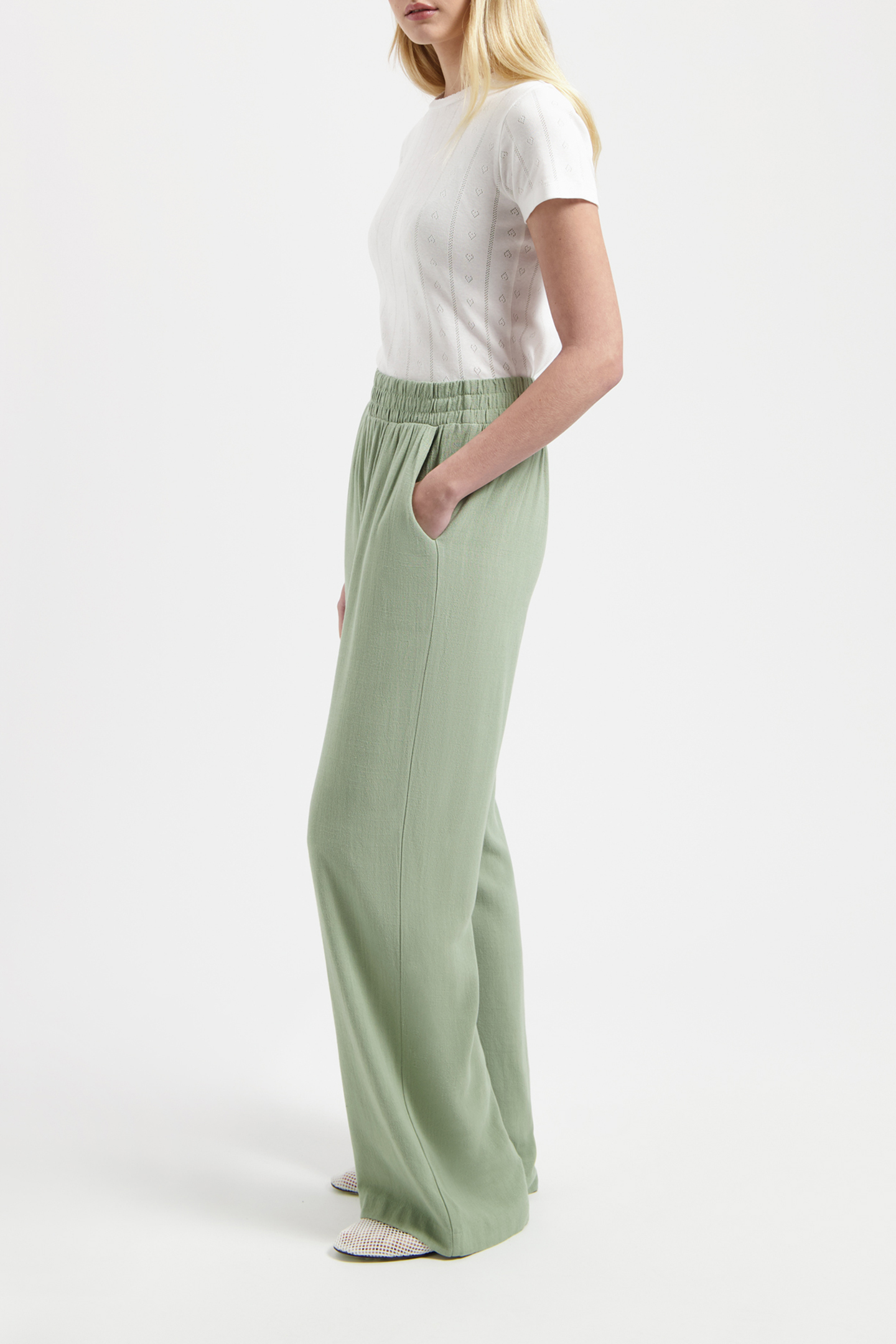 NOUS SOMMES LABELS – LENNIE LINEN PANTS LIGHT GREEN 4