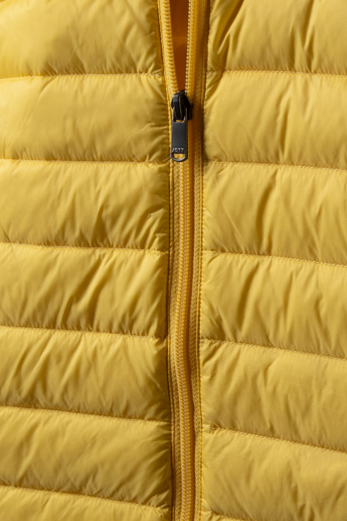 CLOE DOWN JACKET SOFT YELLOW 5