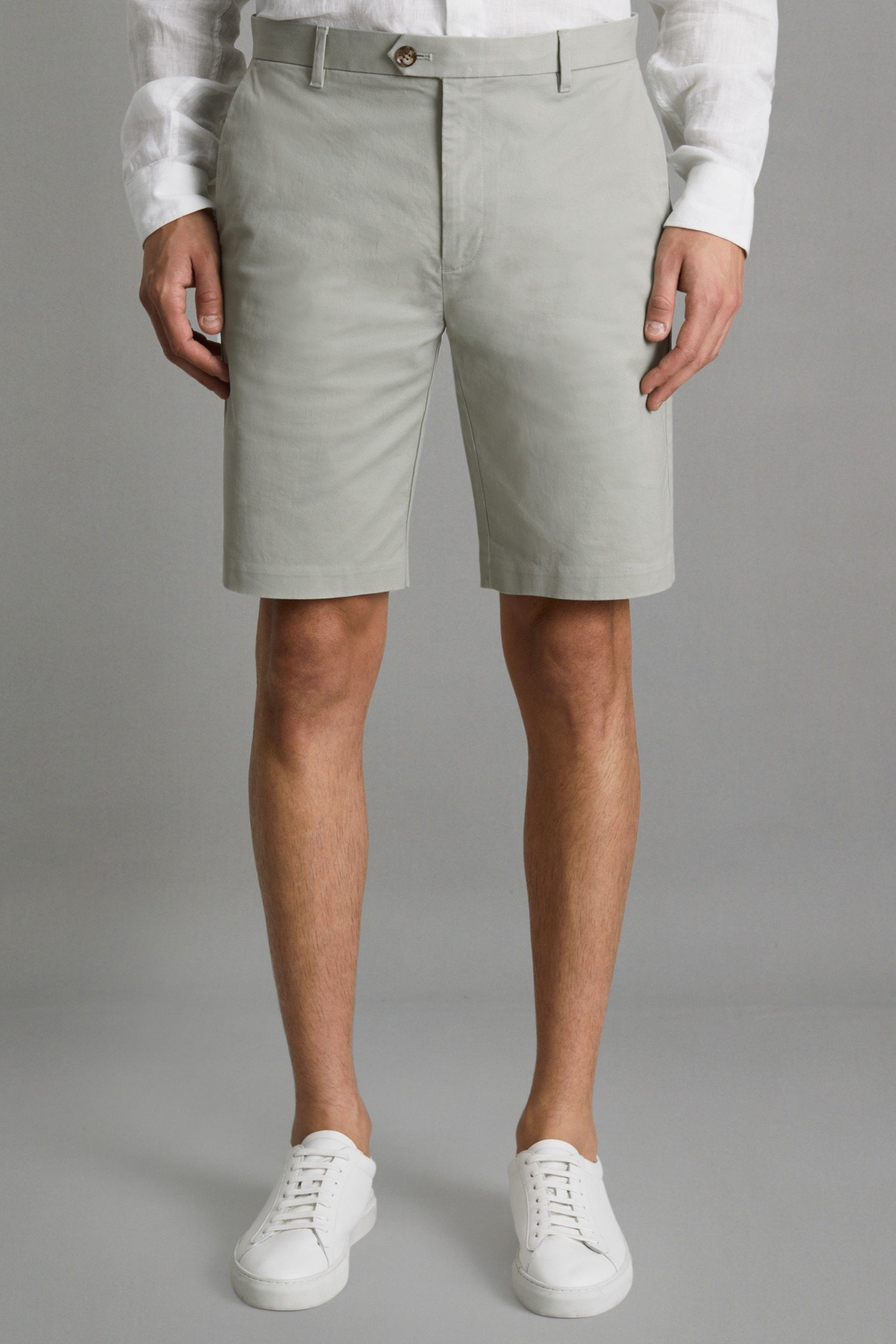 CASUAL CHINO SHORT SOFT SAGE 2