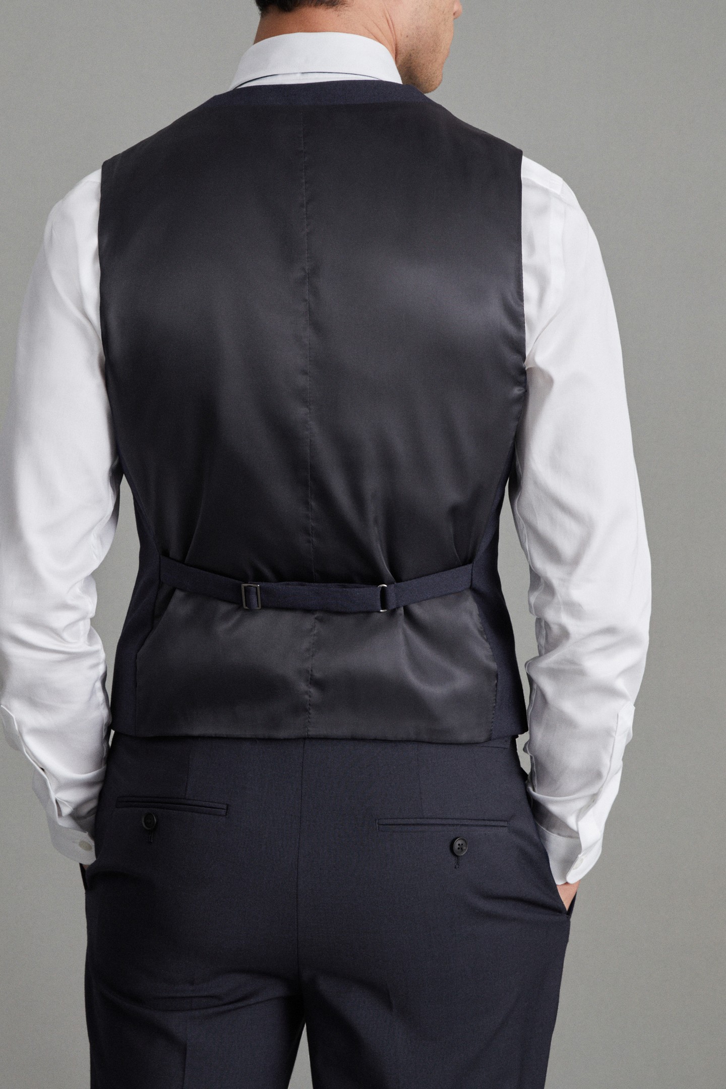 TRAVEL PLAIN WEAVE MODERN WAISTCOAT NAVY 3