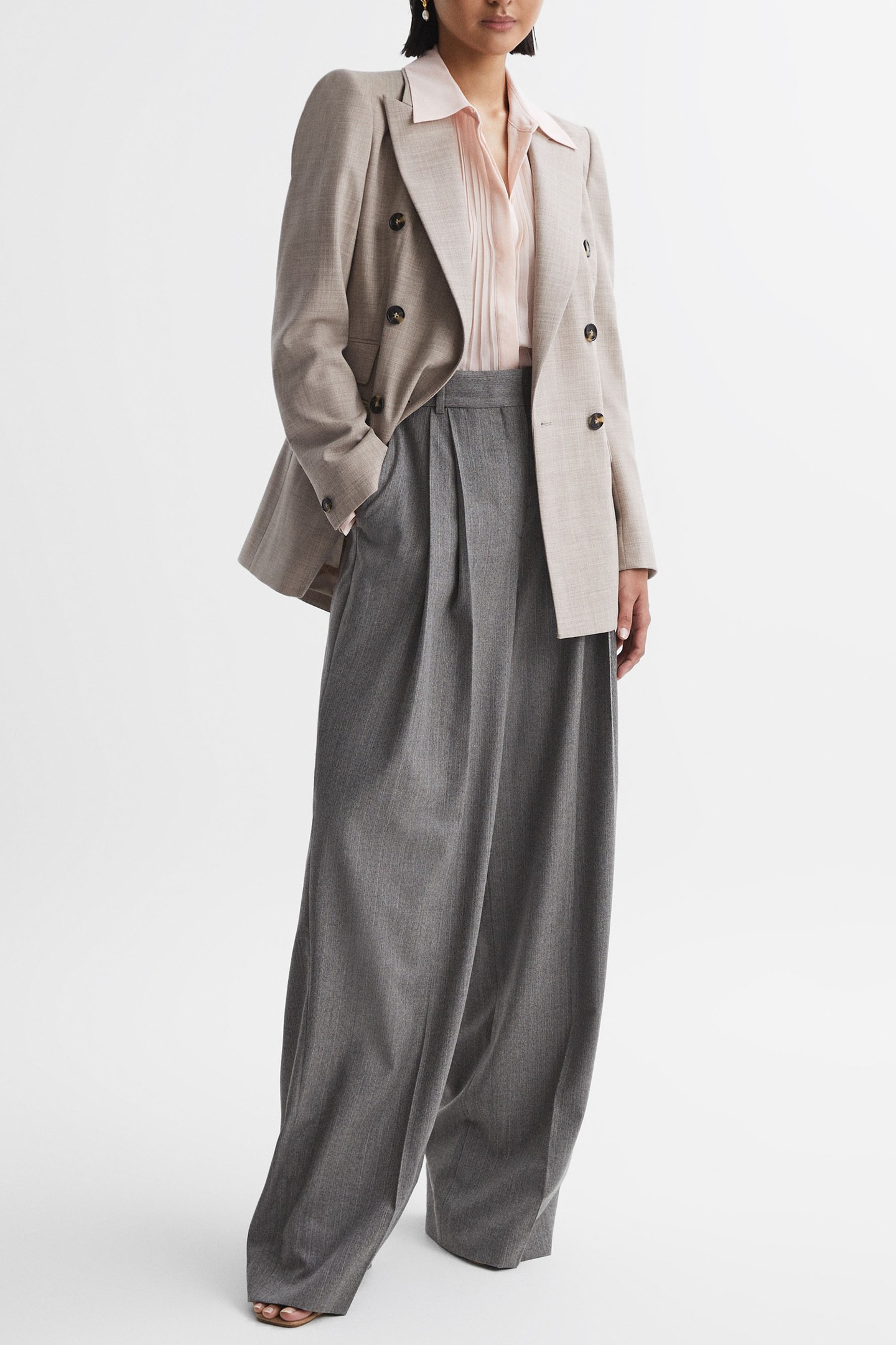 PLEAT DETAIL BLOUSE NUDE 2