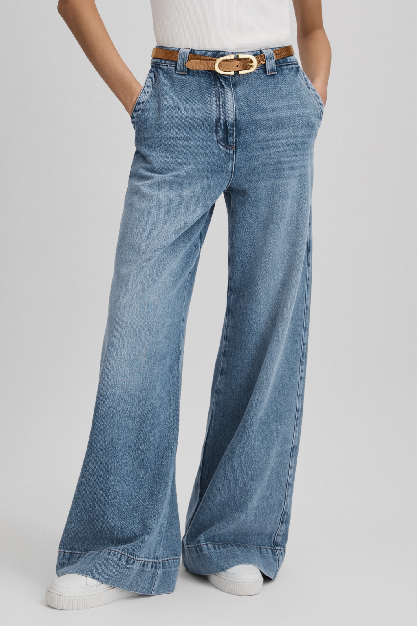 WIDE LEG LIGHT WEIGHT JEAN LIGHT BLUE 1